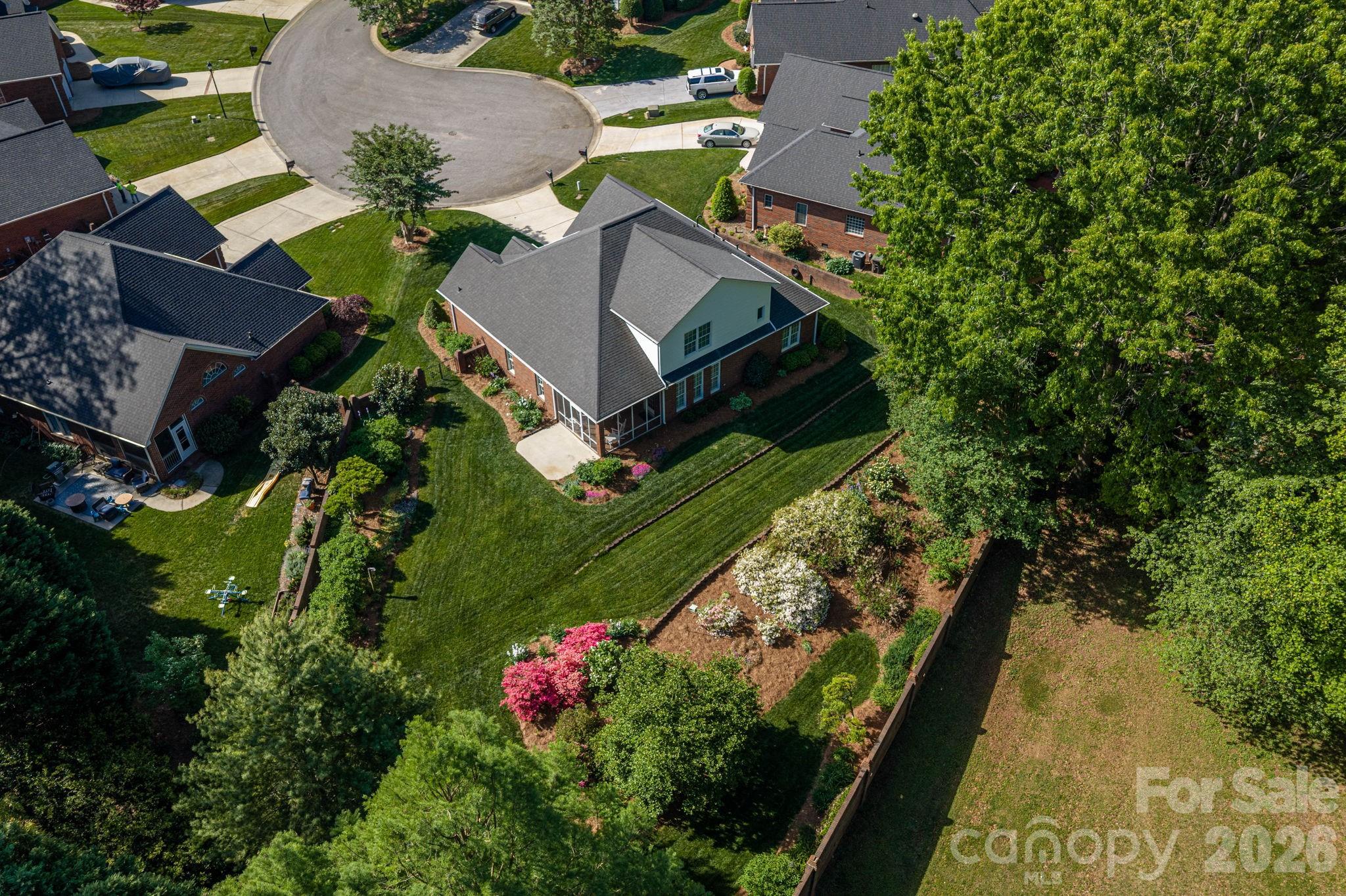1634 Elkhart Circle #31 — Gastonia