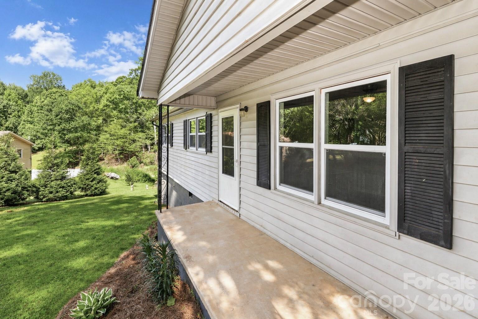 170 Hemingway Lane — Statesville