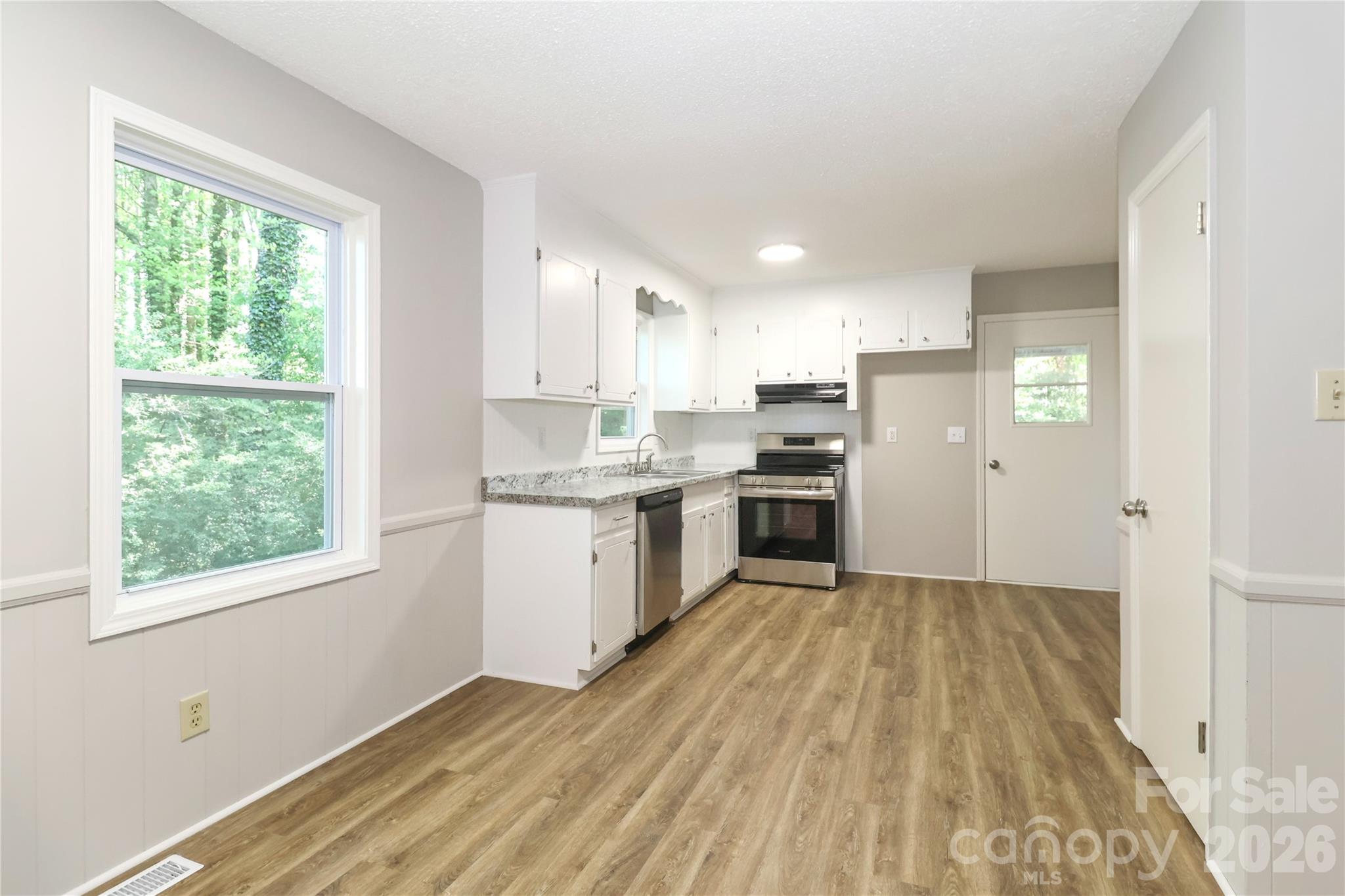 170 Hemingway Lane — Statesville