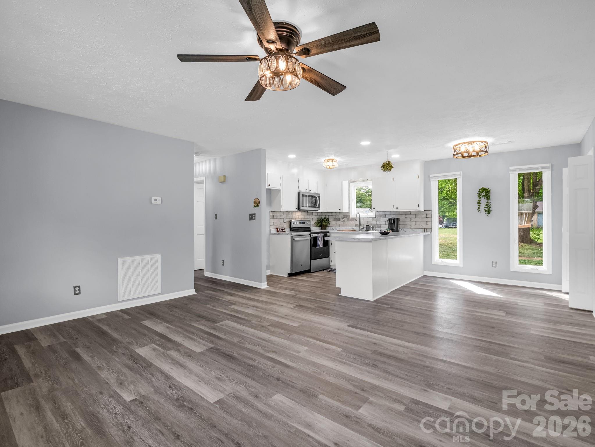 702 Billys Drive — Shelby