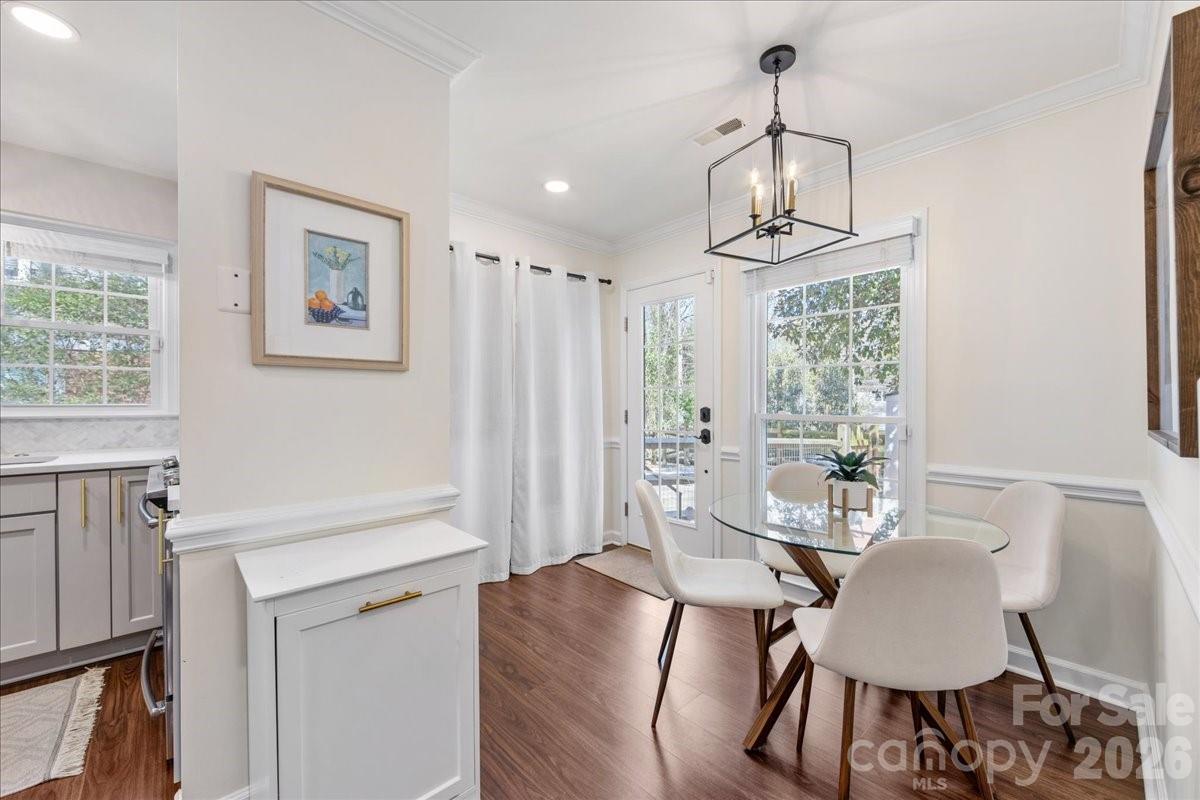 6917 Candlewyck Lane — Charlotte