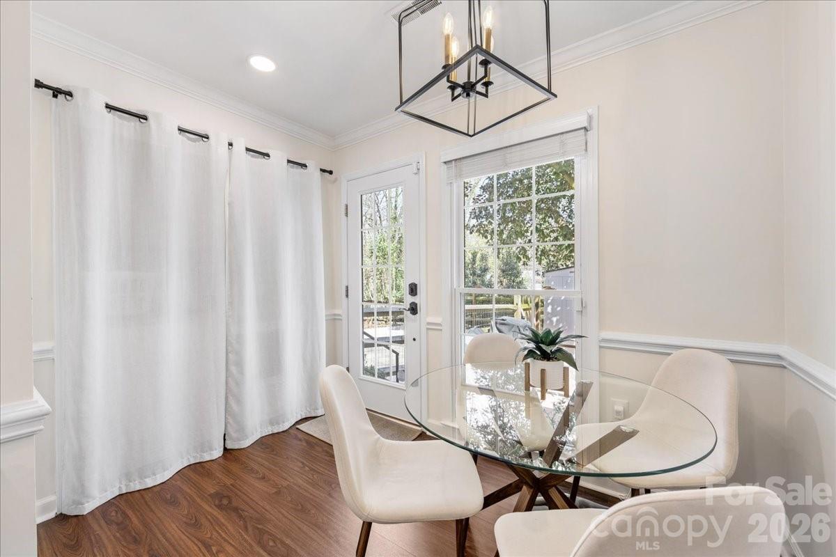 6917 Candlewyck Lane — Charlotte