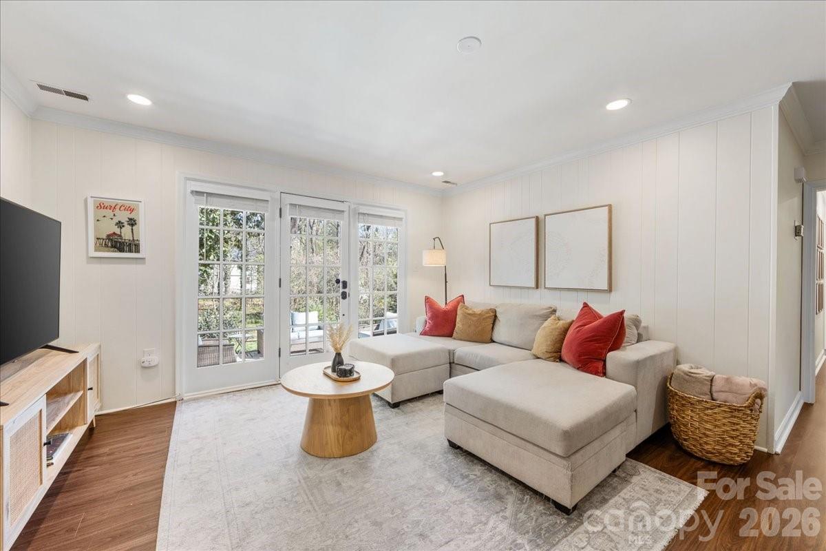 6917 Candlewyck Lane — Charlotte