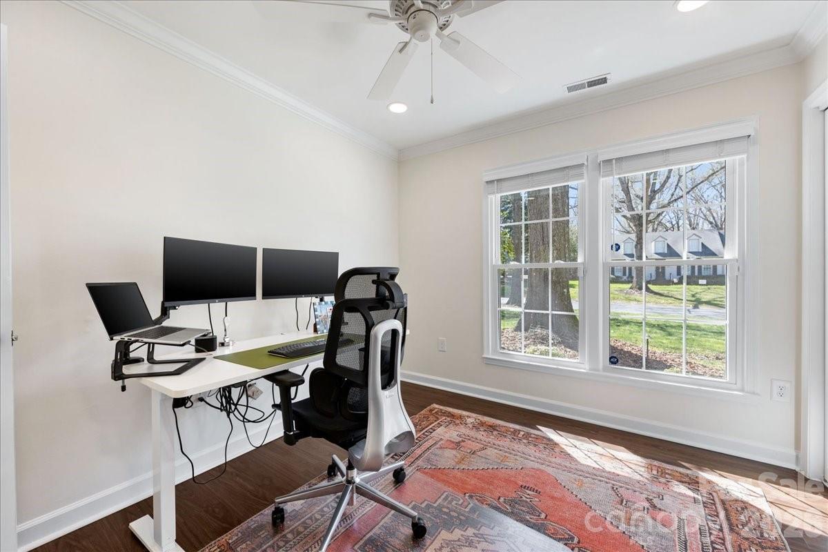 6917 Candlewyck Lane — Charlotte