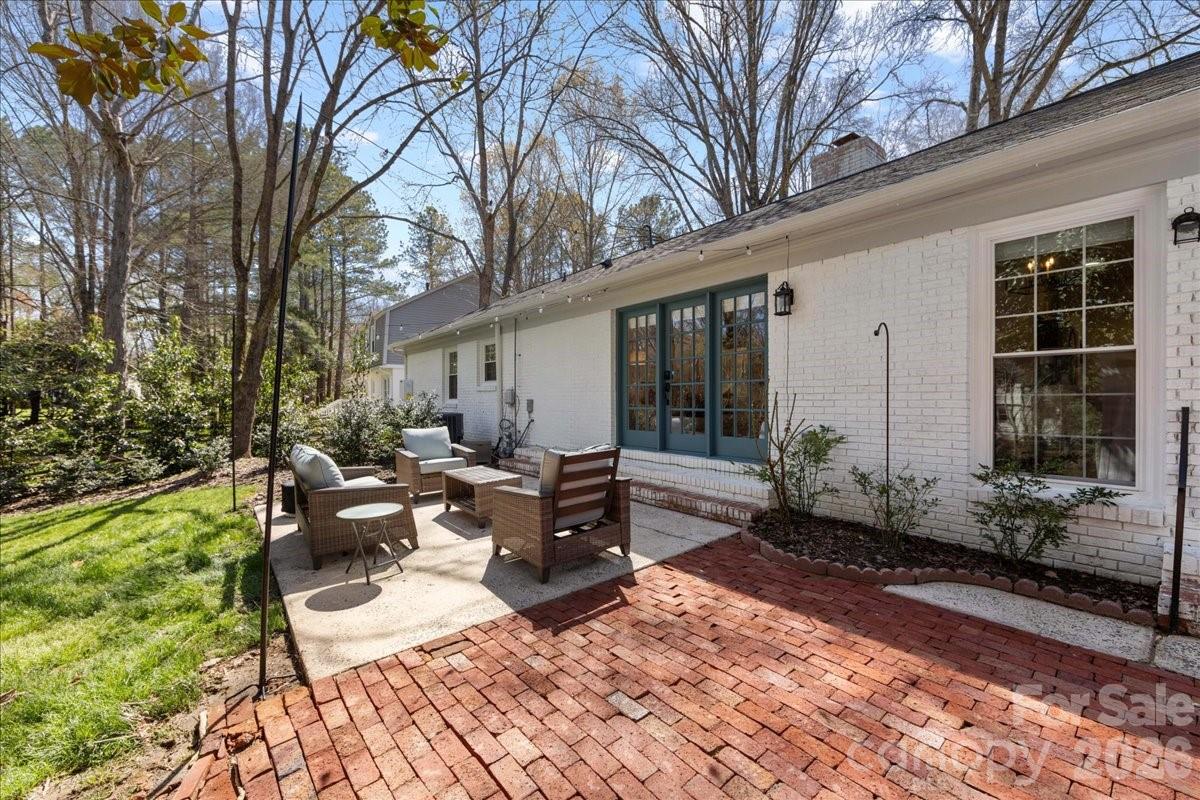 6917 Candlewyck Lane — Charlotte