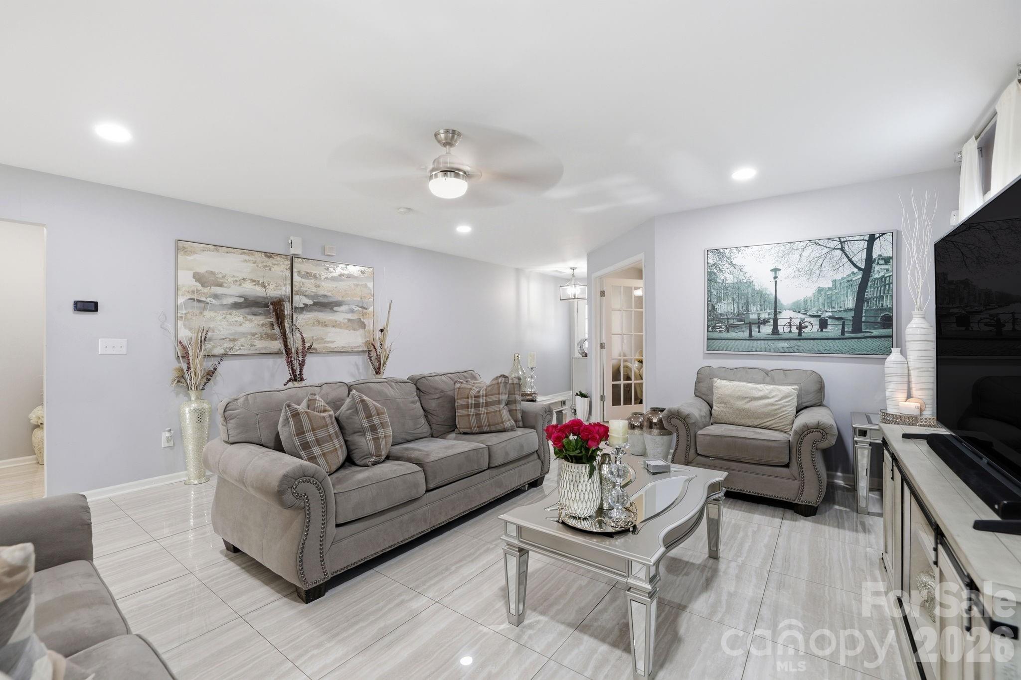 14227 Lake Crossing Drive — Charlotte