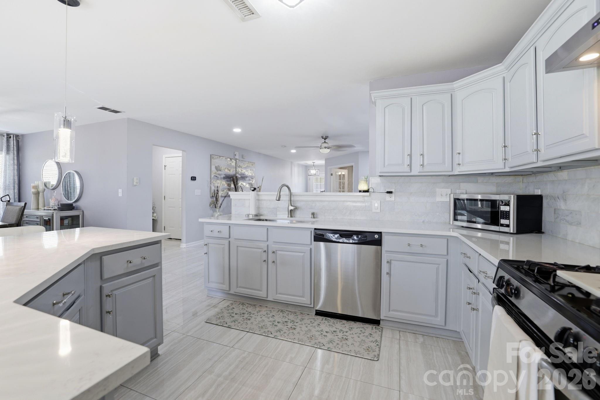 14227 Lake Crossing Drive — Charlotte