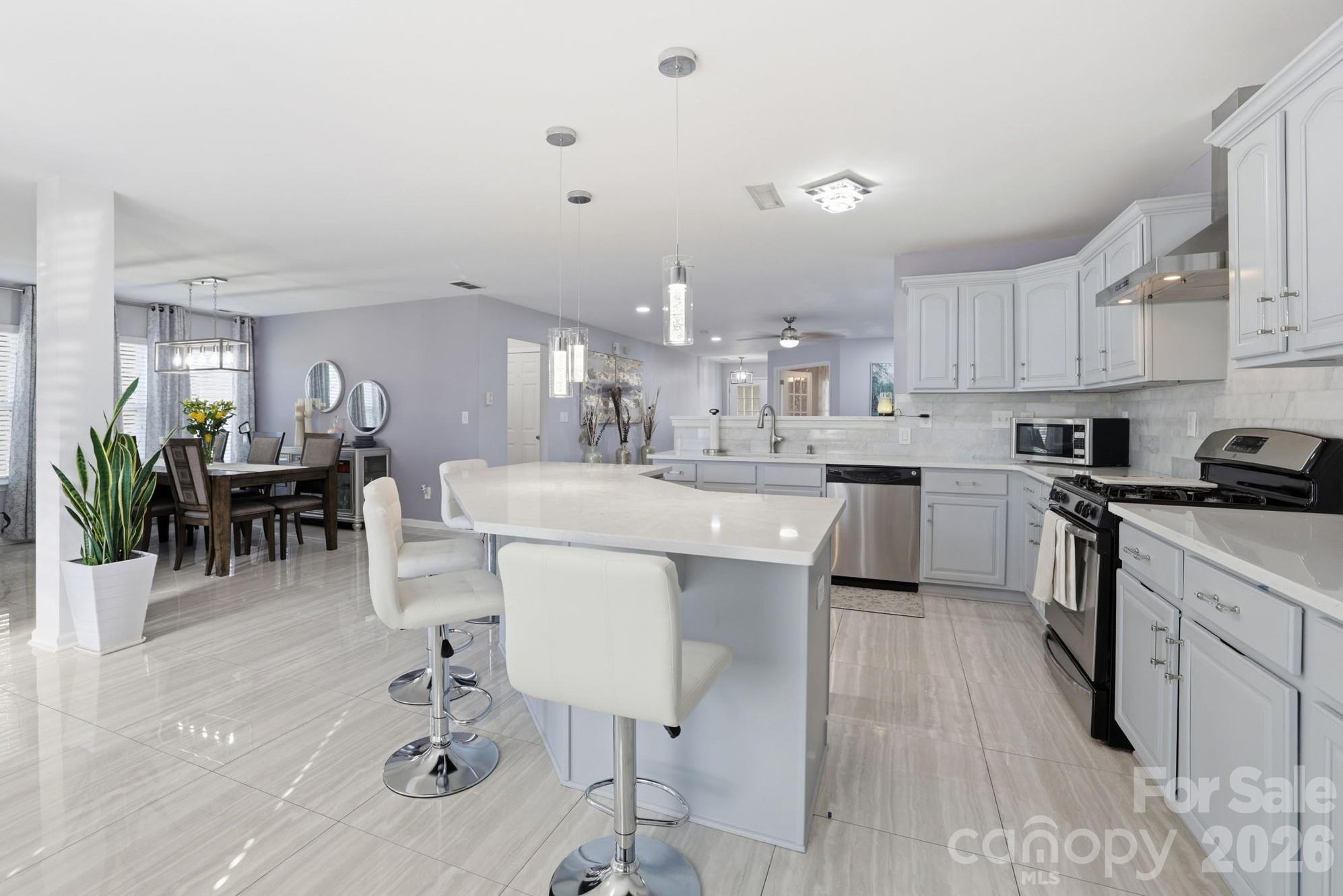 14227 Lake Crossing Drive — Charlotte