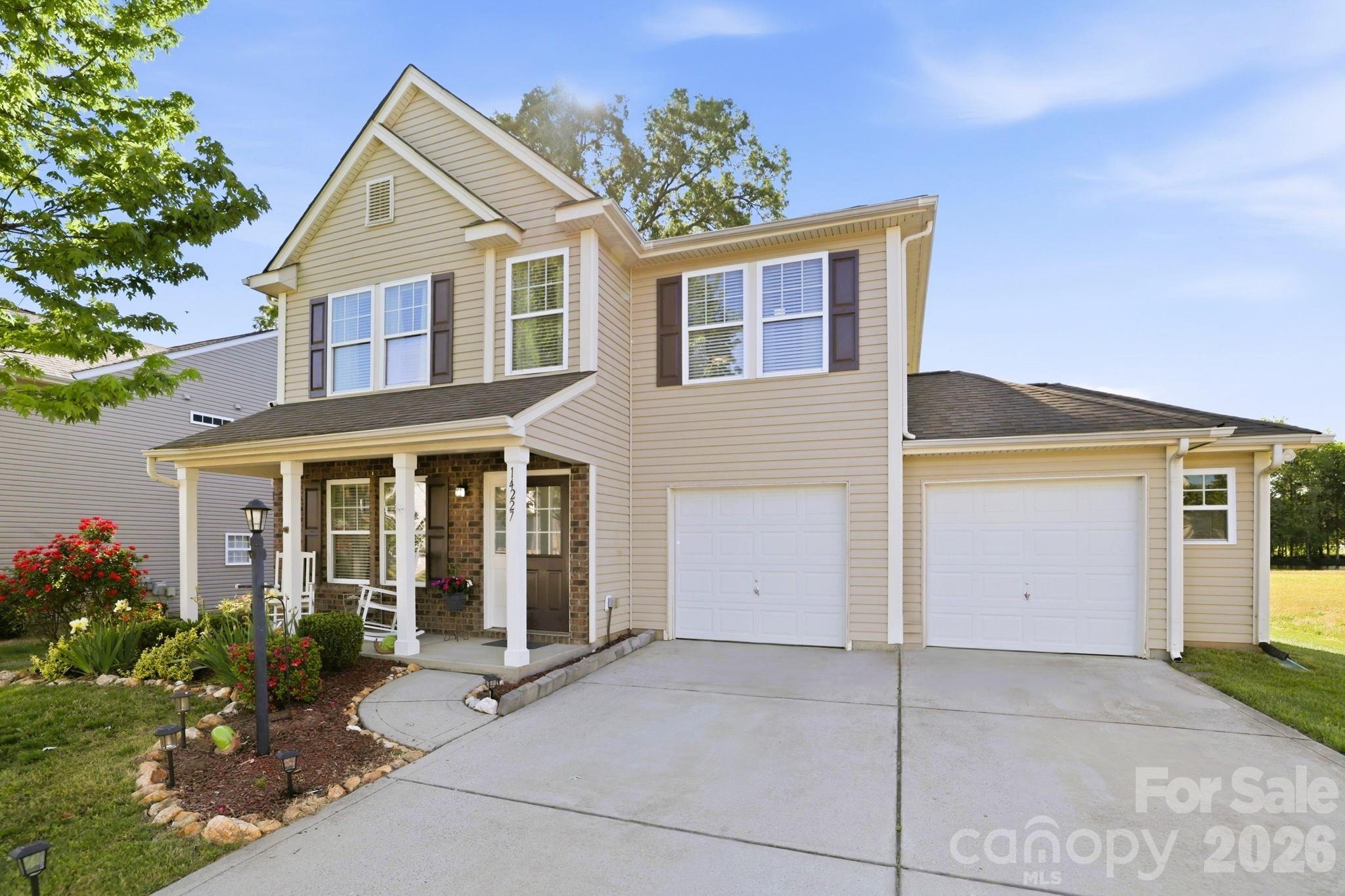 14227 Lake Crossing Drive — Charlotte