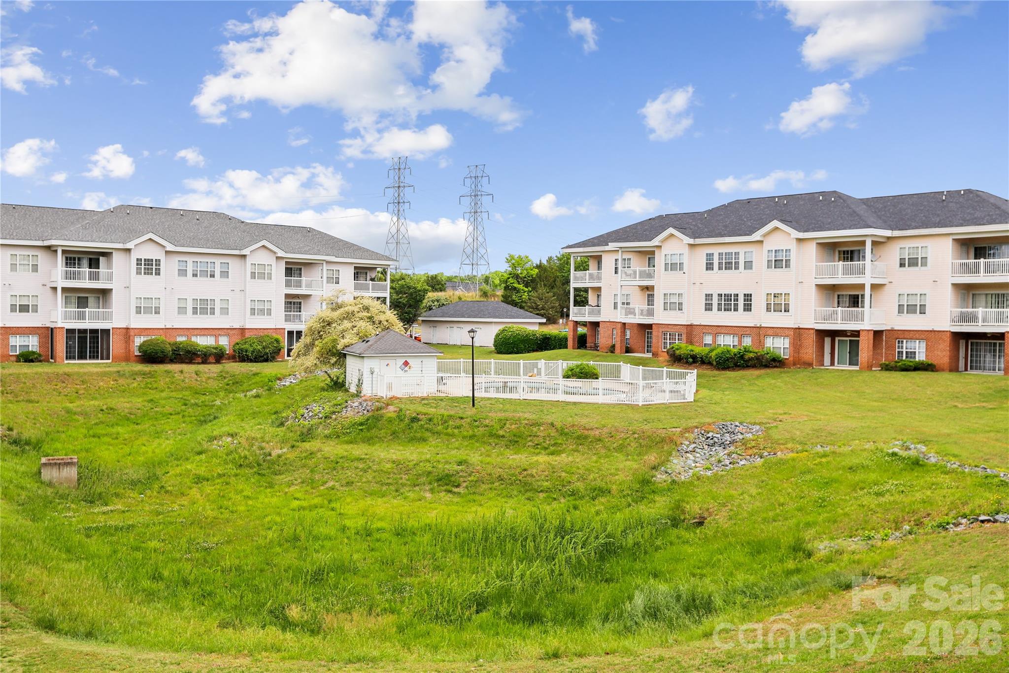 8923 Meadow Vista Road — Charlotte