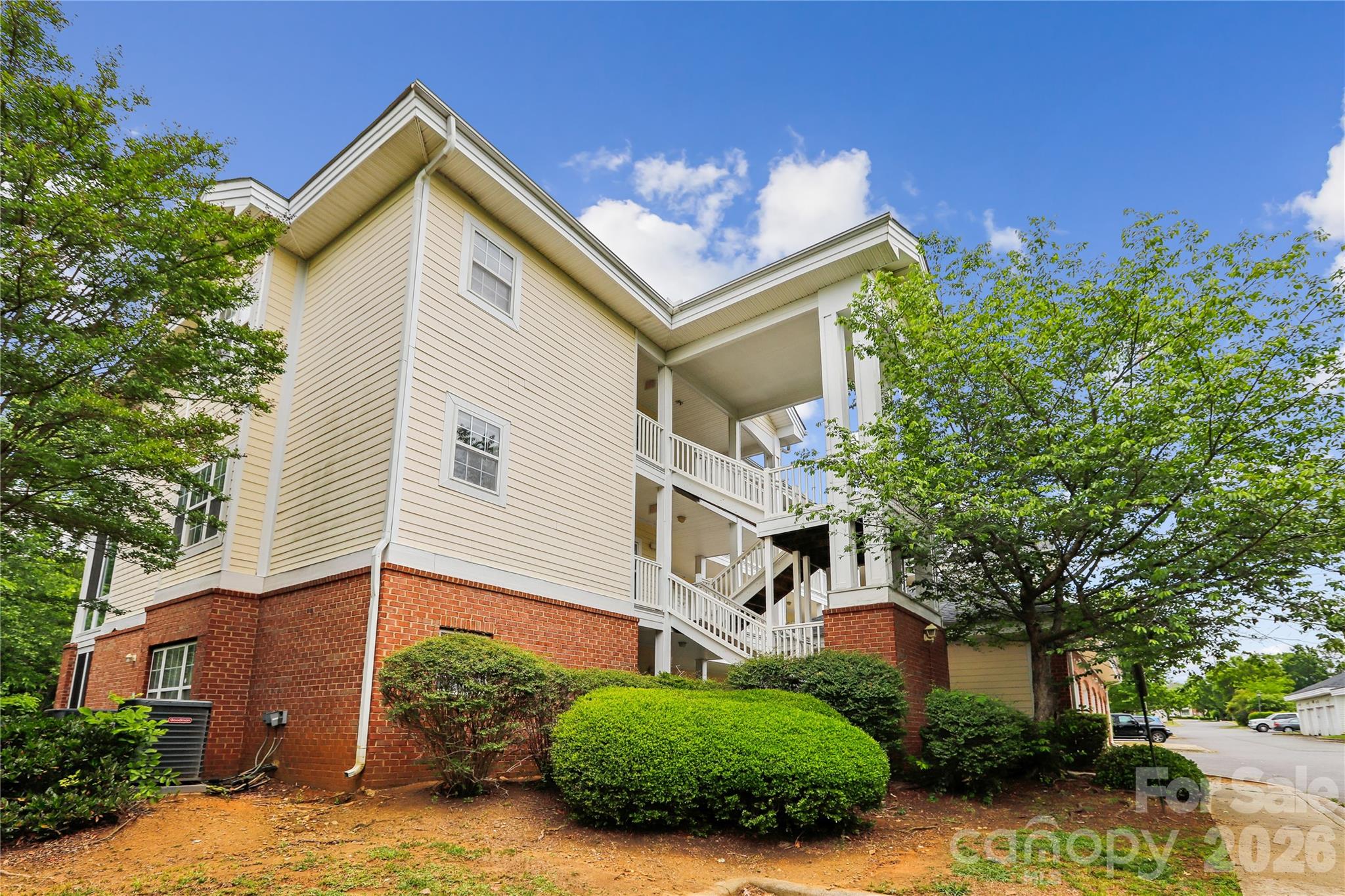 8923 Meadow Vista Road — Charlotte