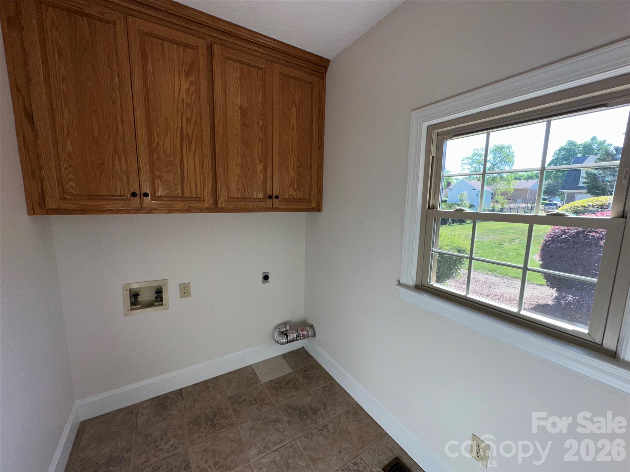 8219 Deer Drive — Harrisburg