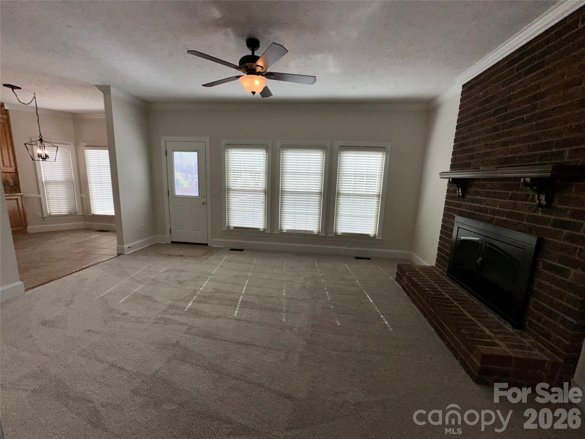 8219 Deer Drive — Harrisburg