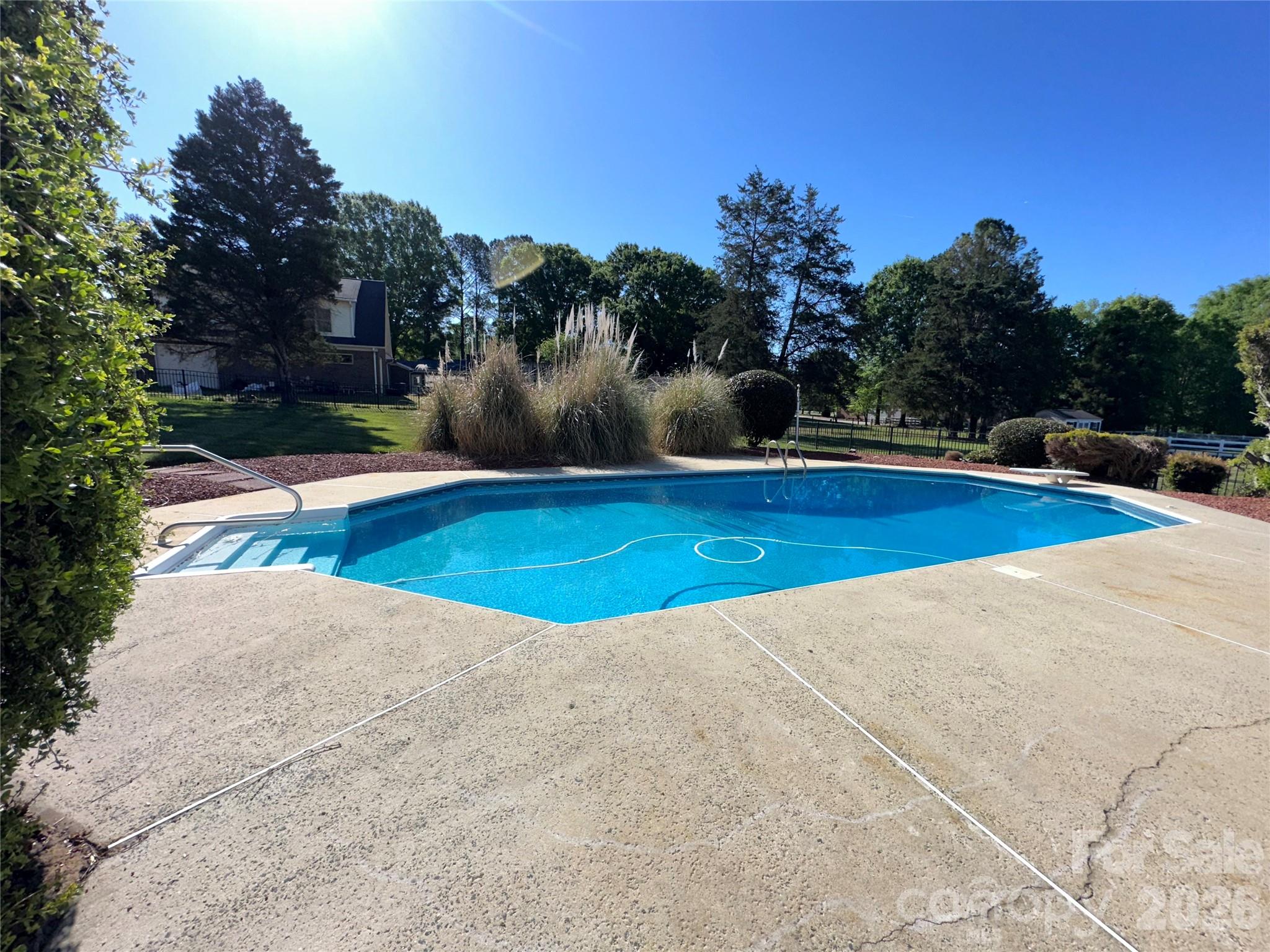 8219 Deer Drive — Harrisburg