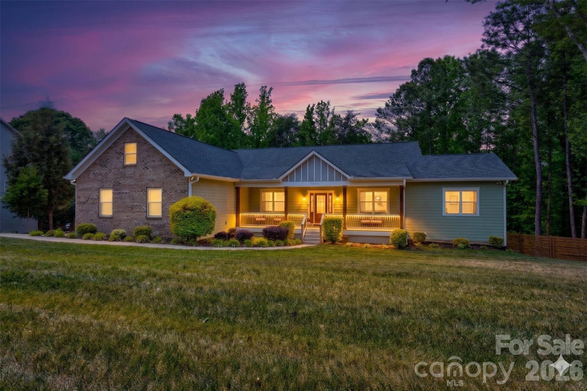 9311 Willowglen Trail — Charlotte