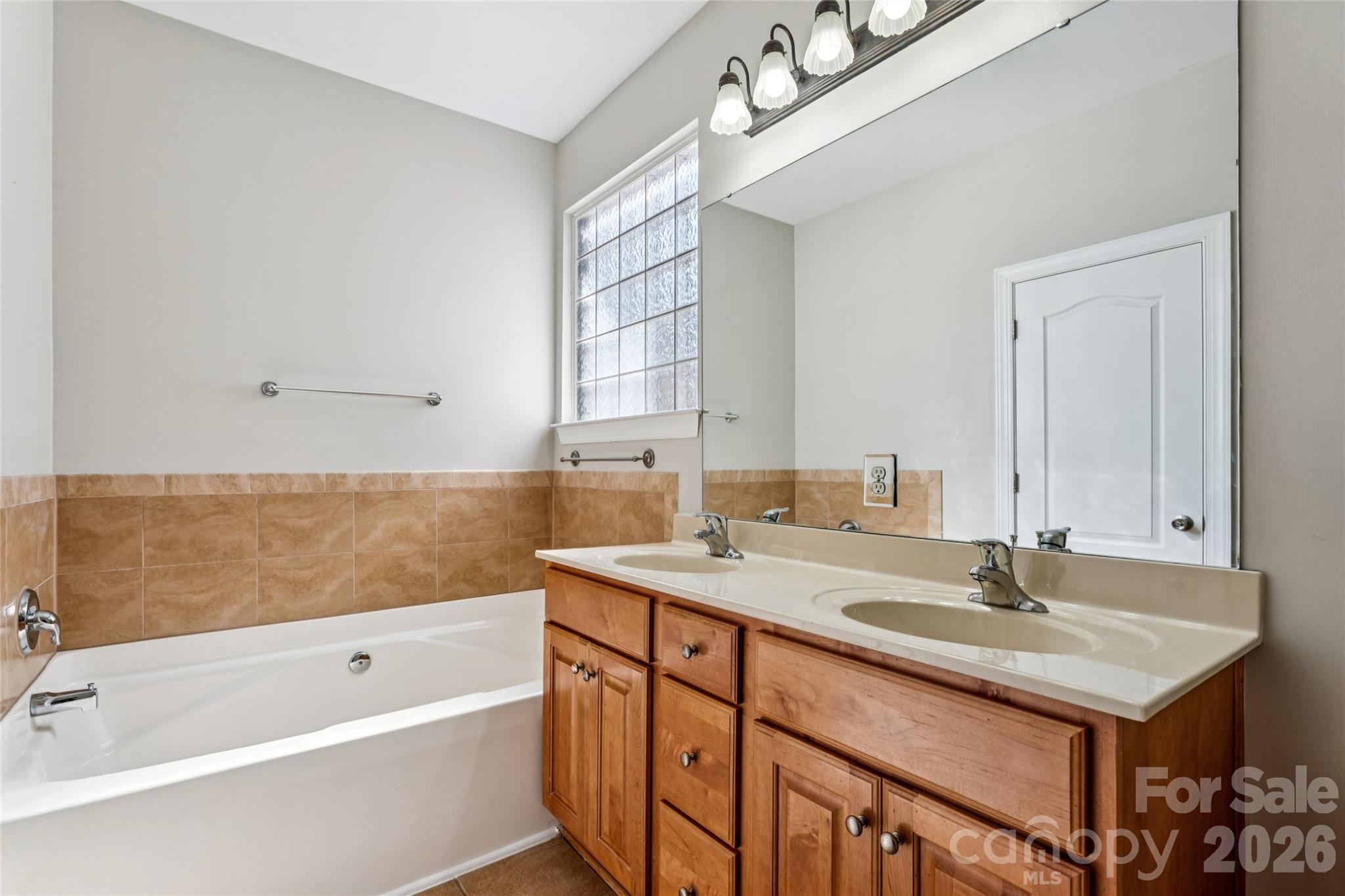 12807 Windy Lea Lane — Huntersville