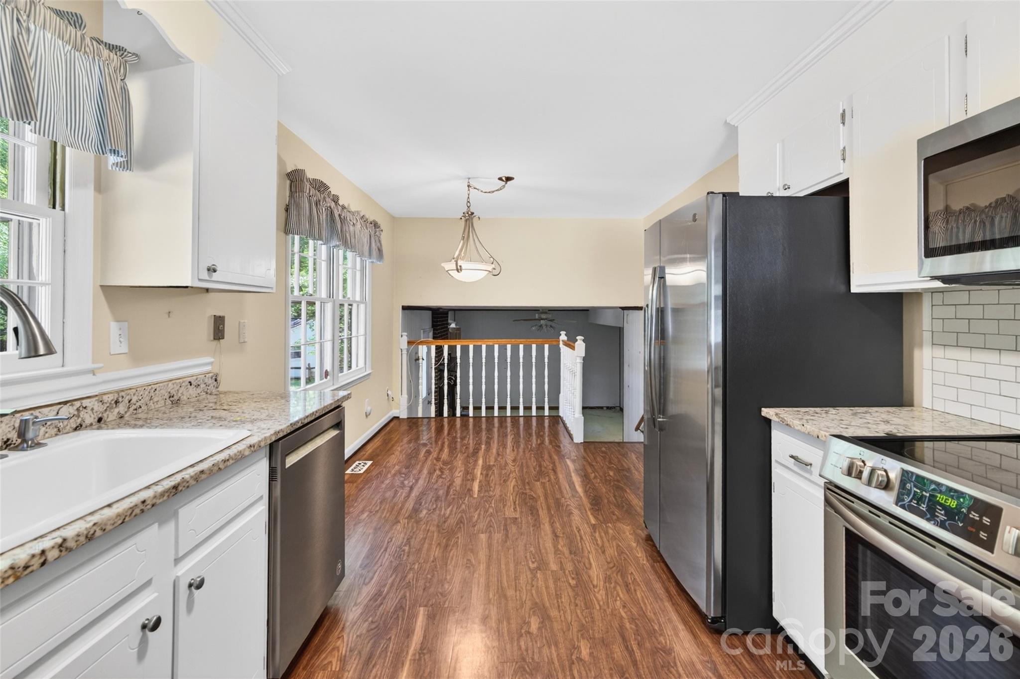 1511 Ormsby Court — Charlotte