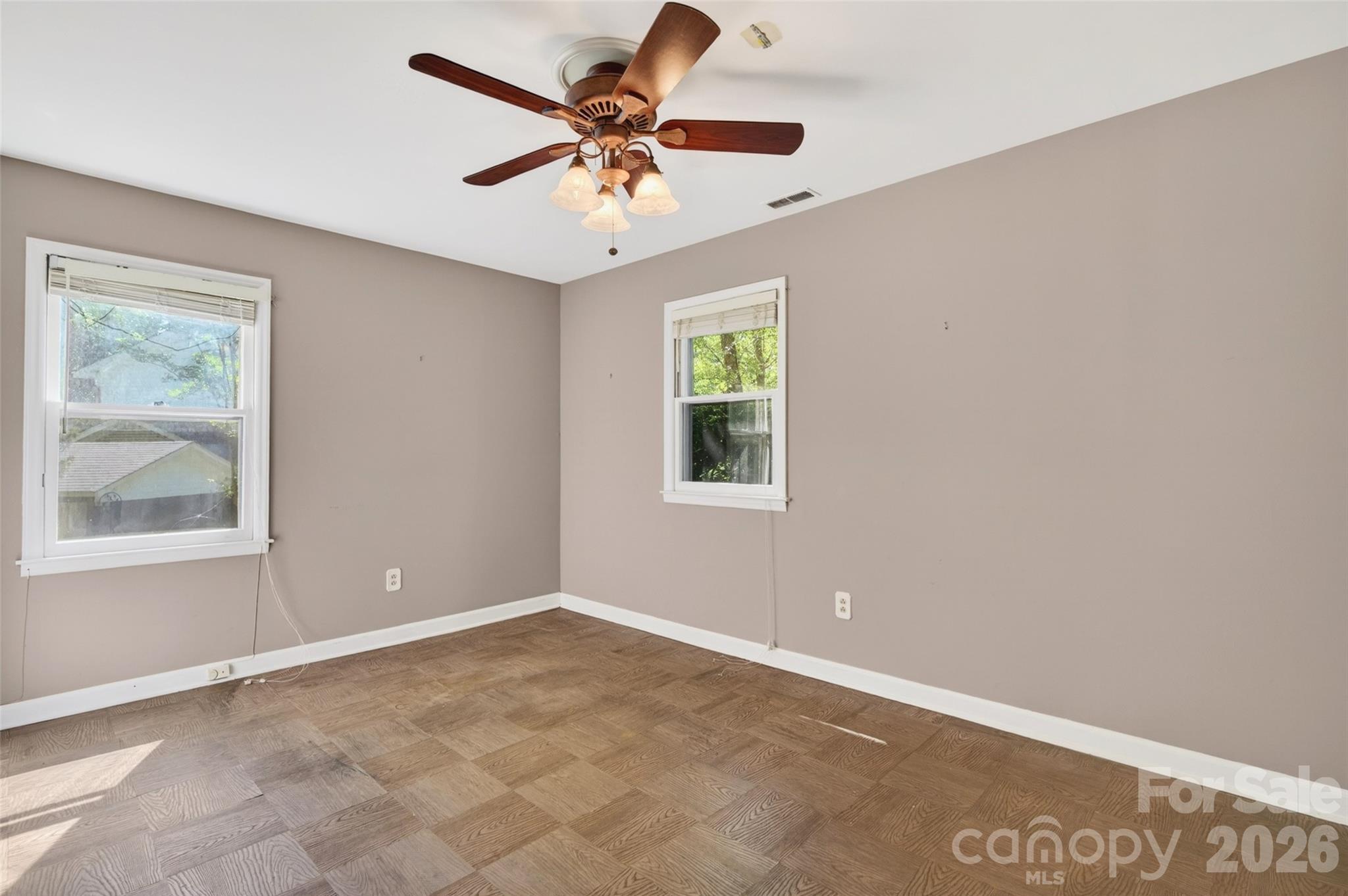 1511 Ormsby Court — Charlotte