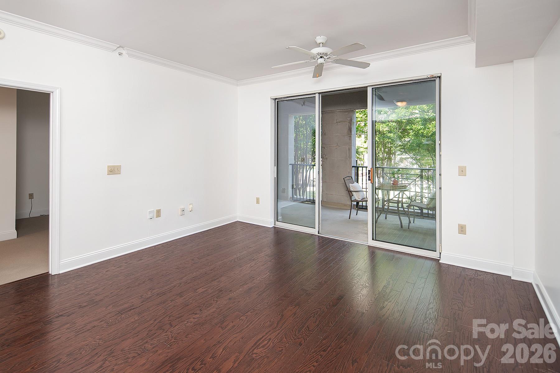 300 W 5th Street W #204 — Charlotte