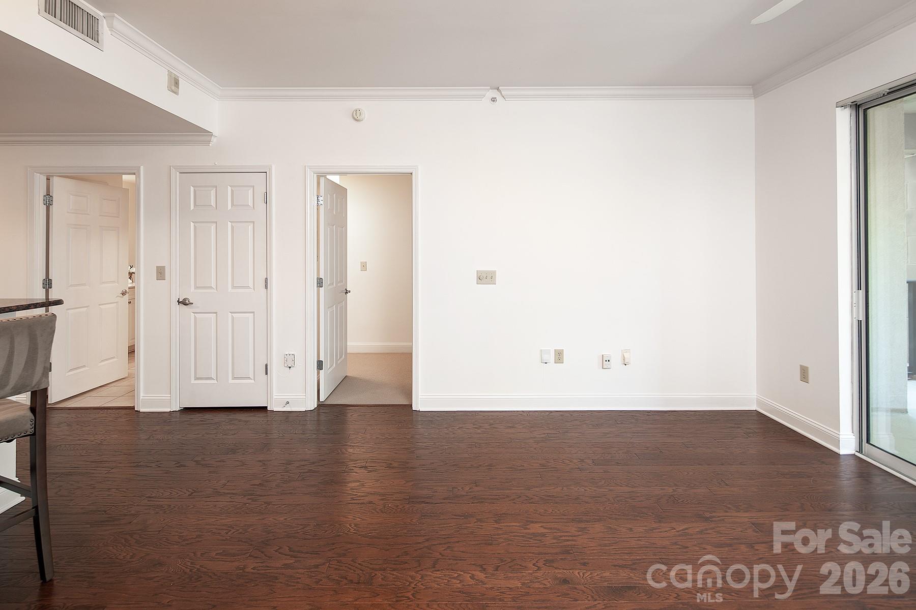 300 W 5th Street W #204 — Charlotte