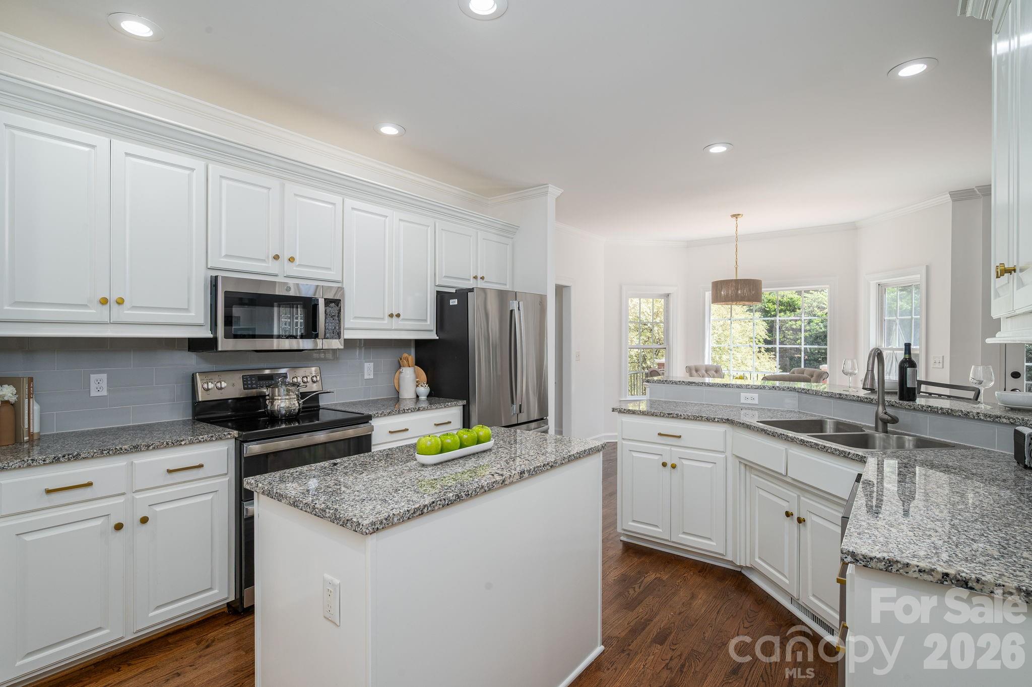 1000 Ashley Place — Belmont