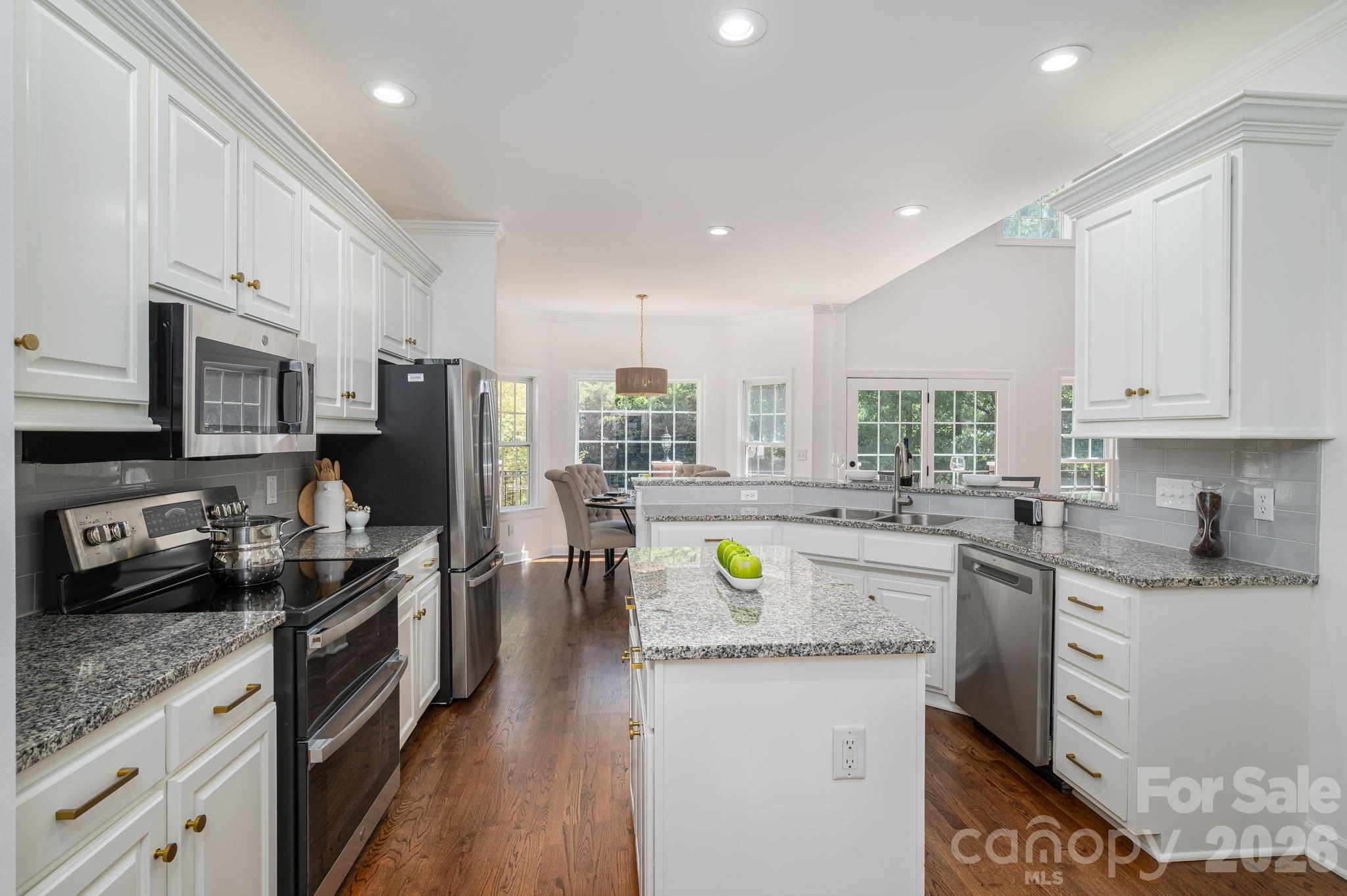 1000 Ashley Place — Belmont