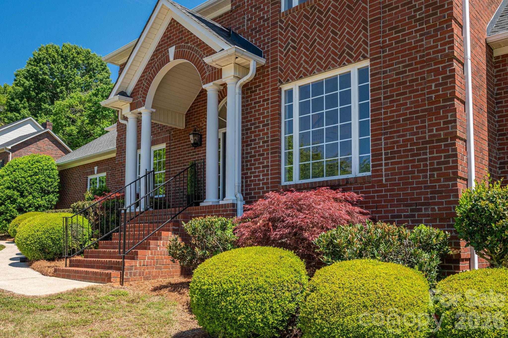1000 Ashley Place — Belmont