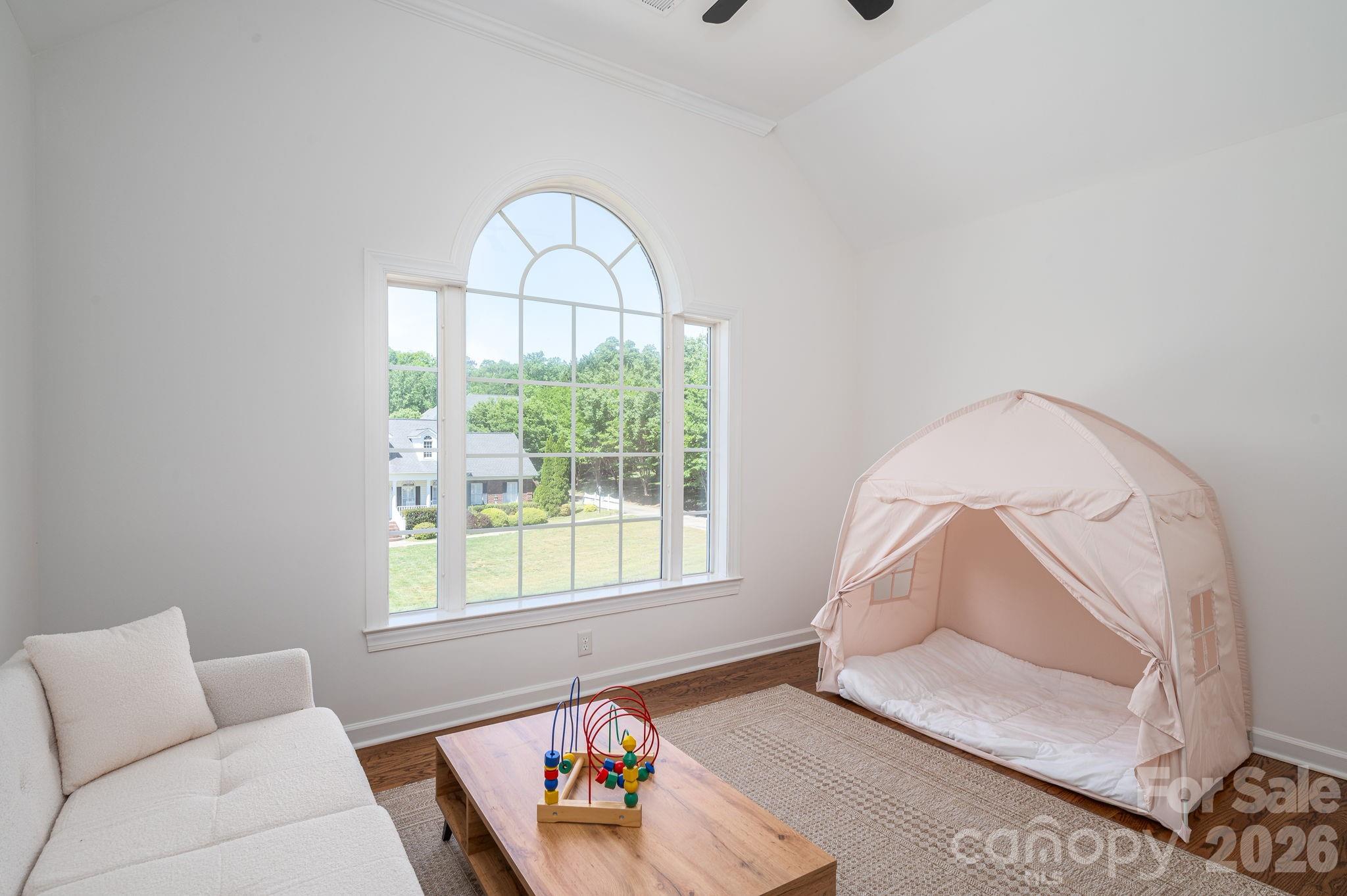 1000 Ashley Place — Belmont