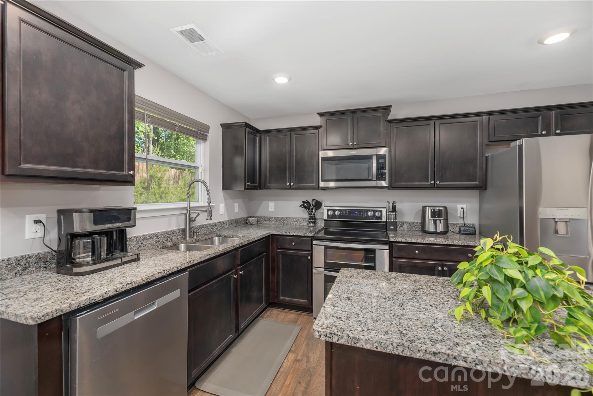 220 Roper Street — Candler