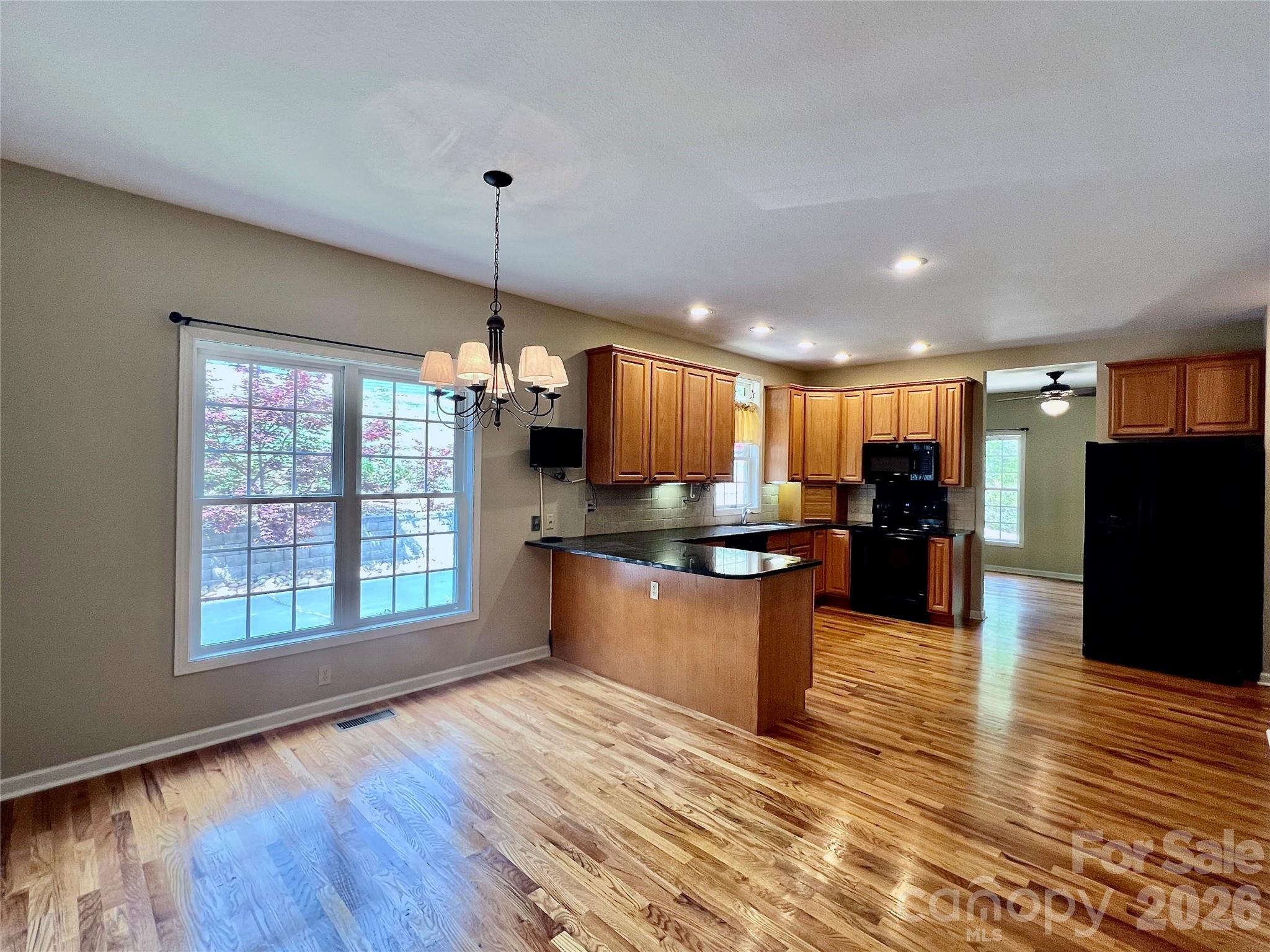 7 Curtis Drive — Hendersonville