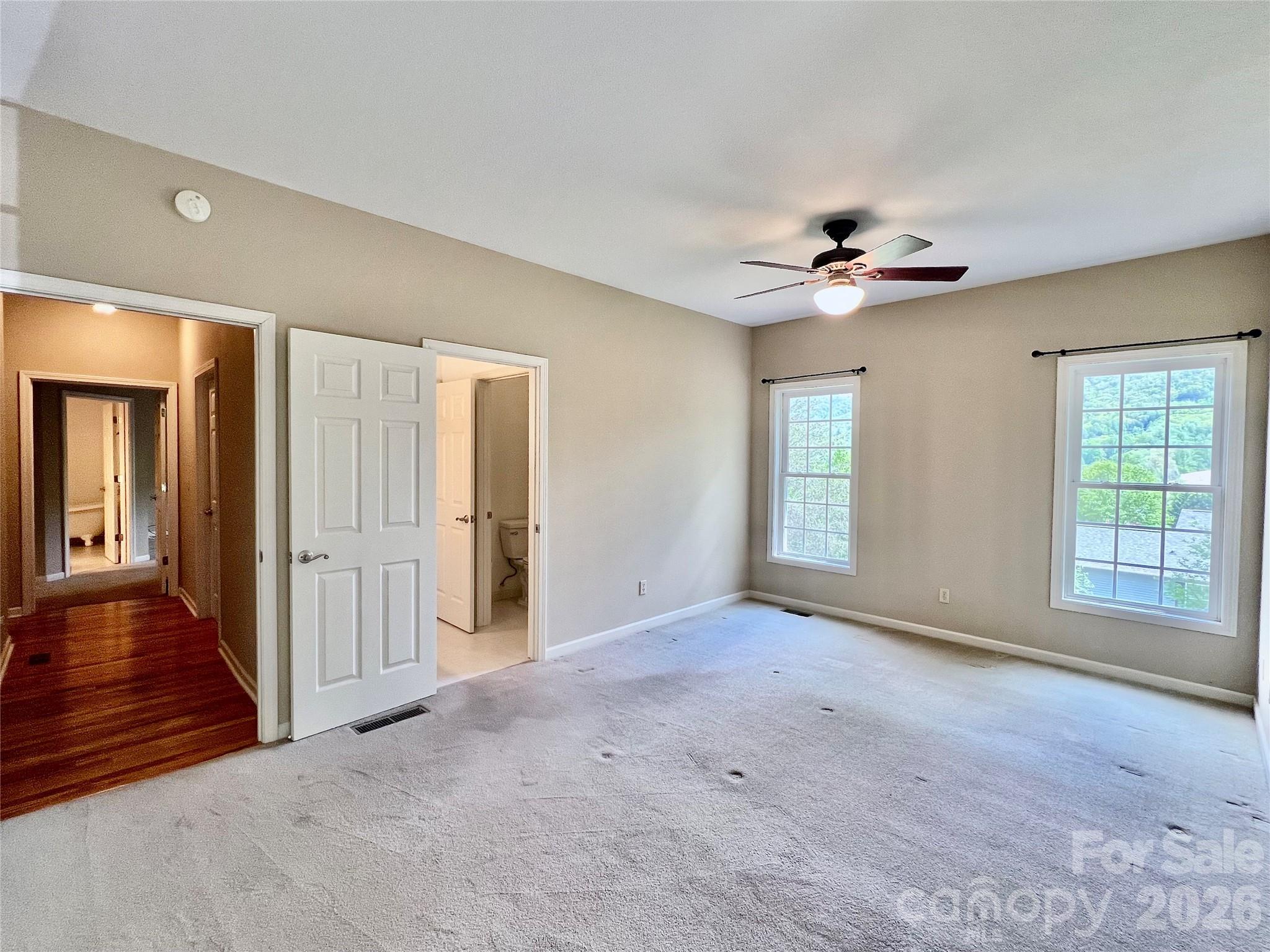 7 Curtis Drive — Hendersonville