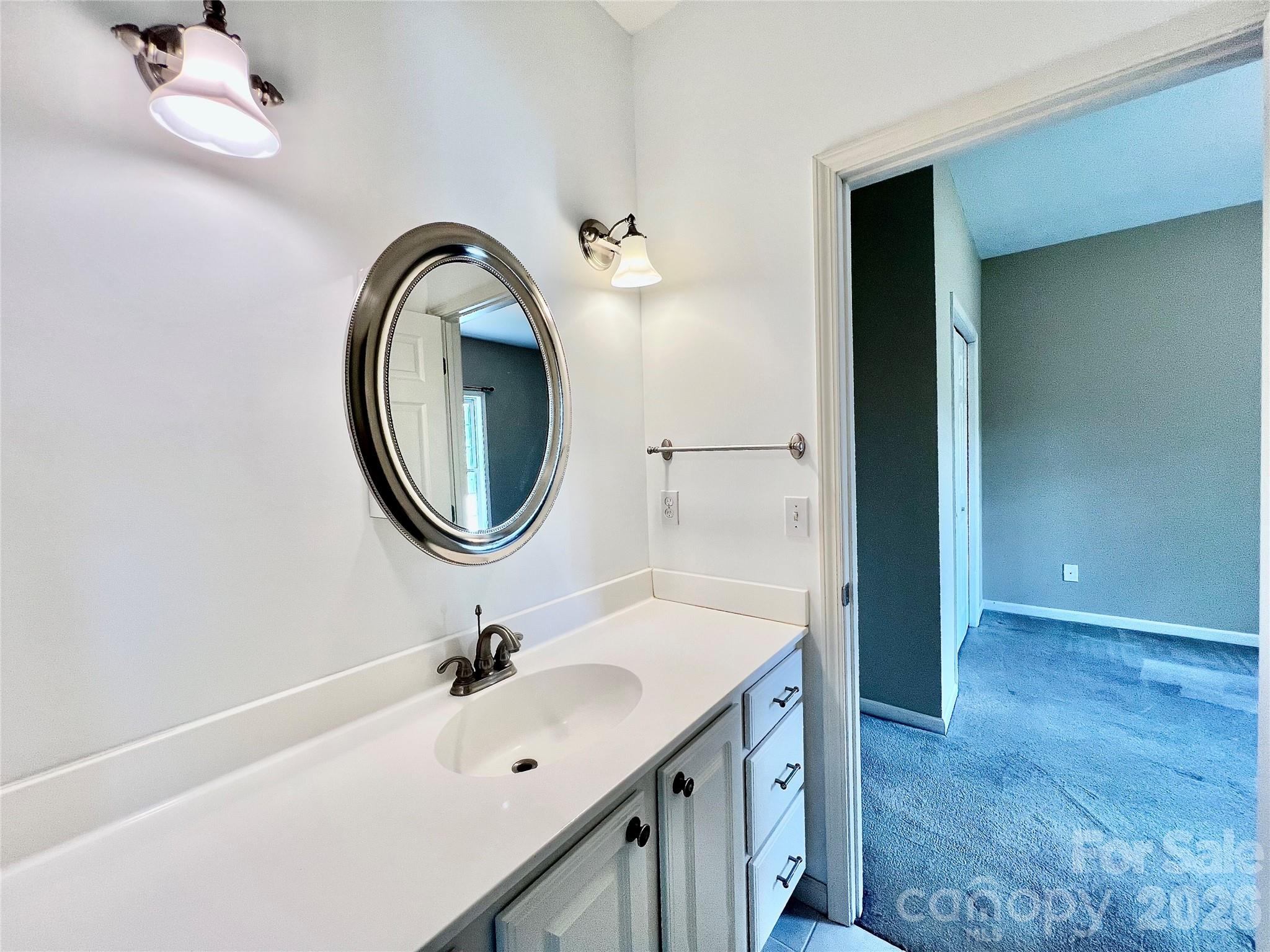 7 Curtis Drive — Hendersonville