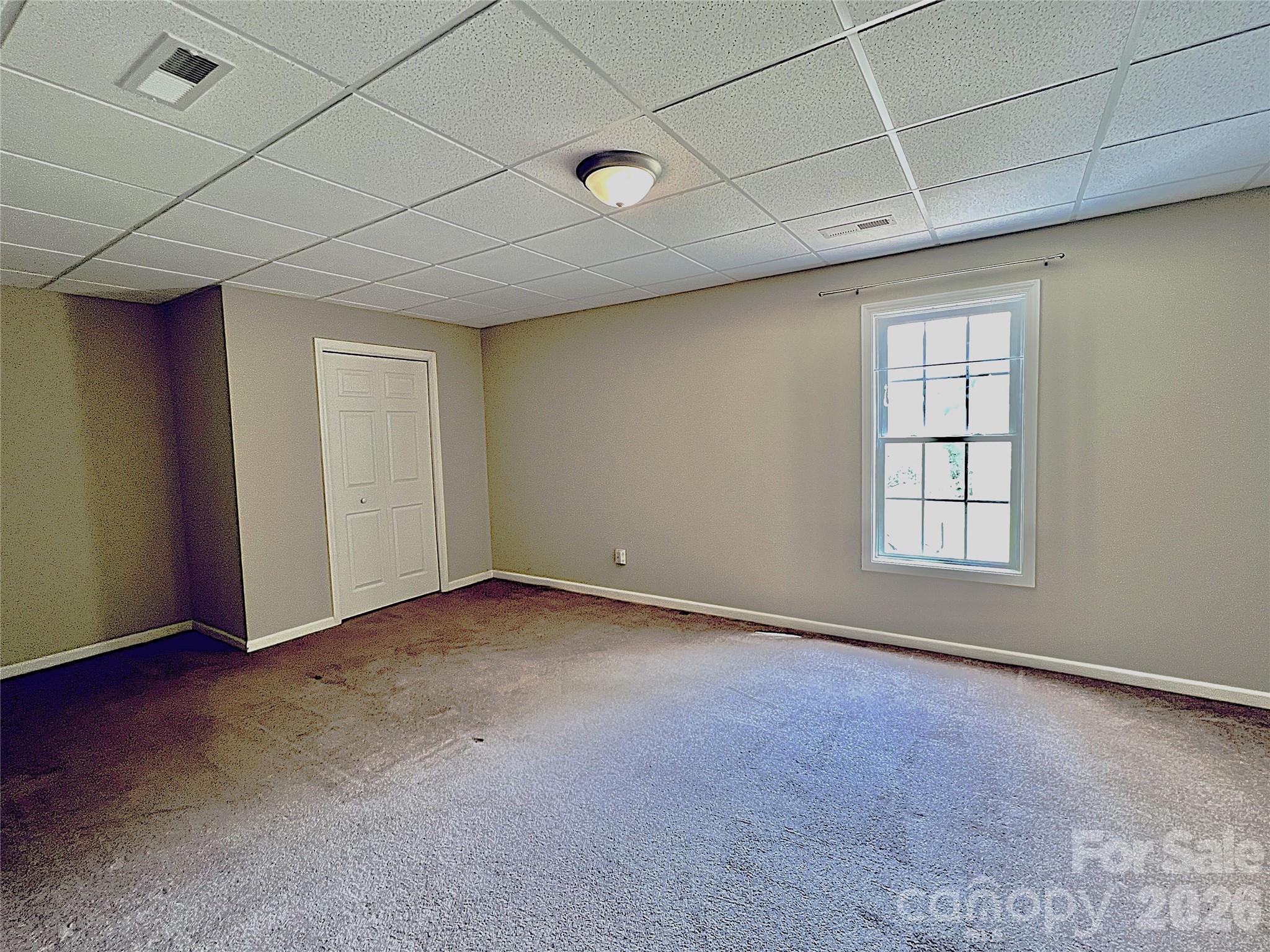 7 Curtis Drive — Hendersonville