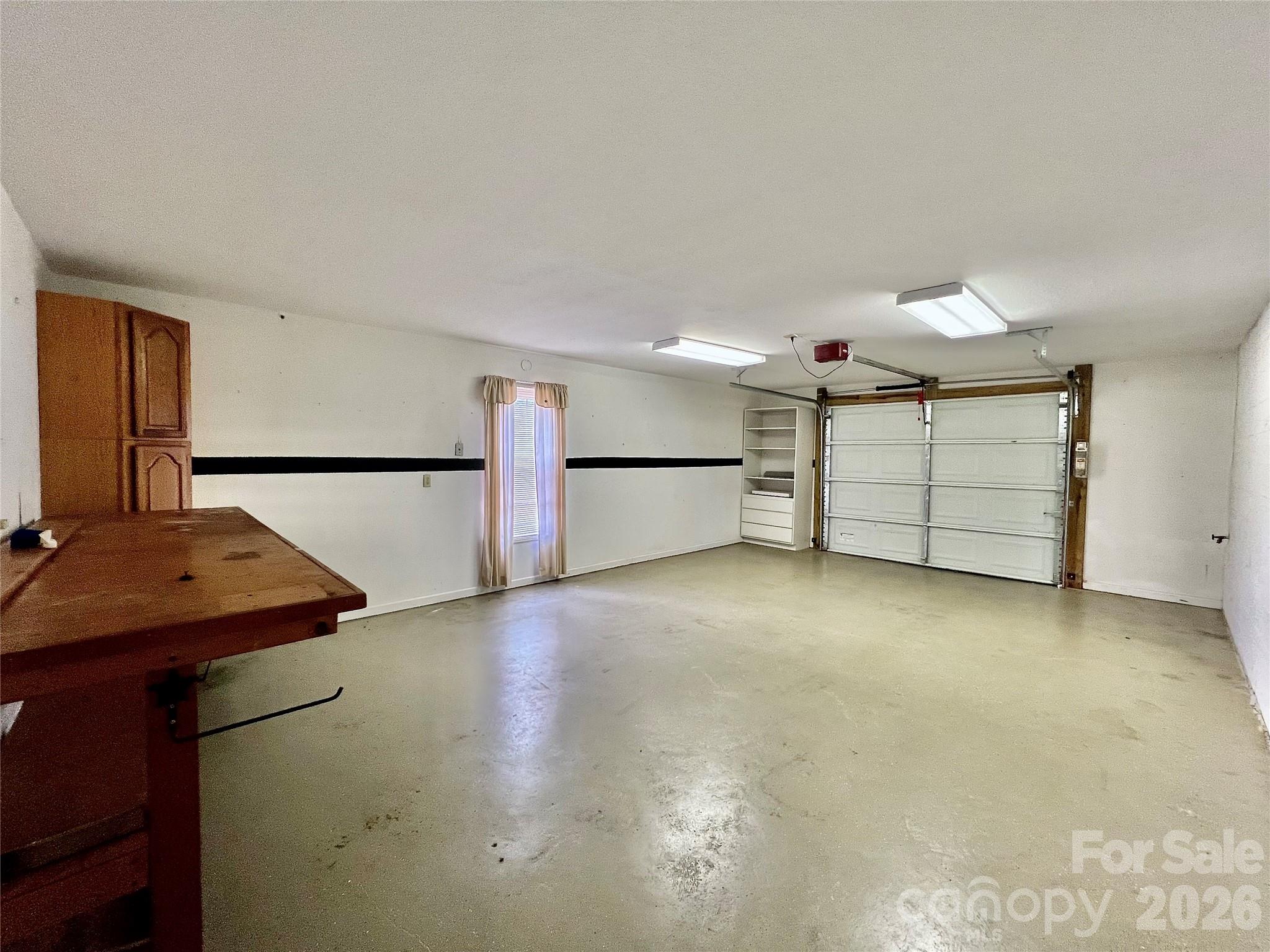 7 Curtis Drive — Hendersonville