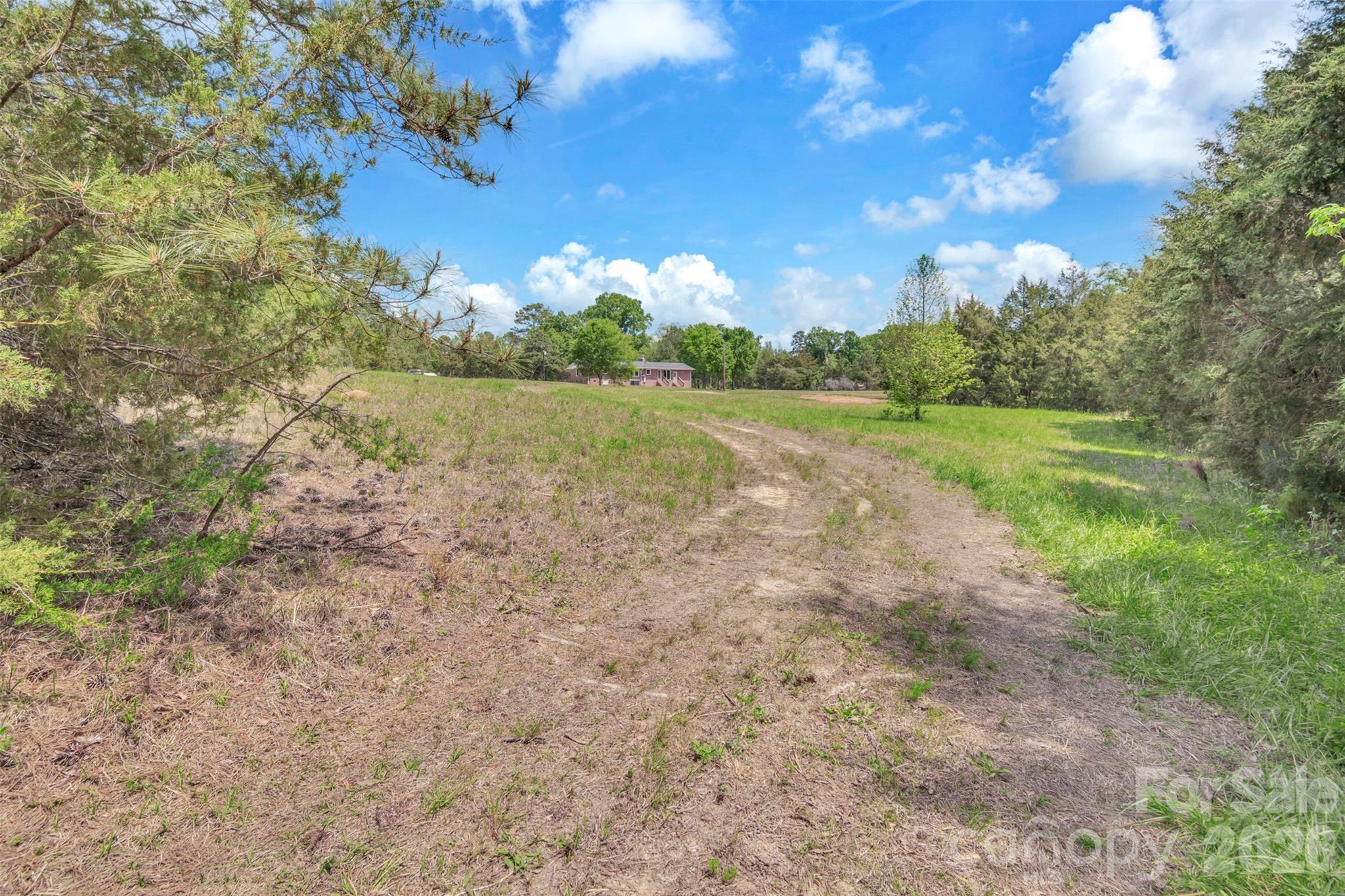 1958 Boyd Road — Blackstock