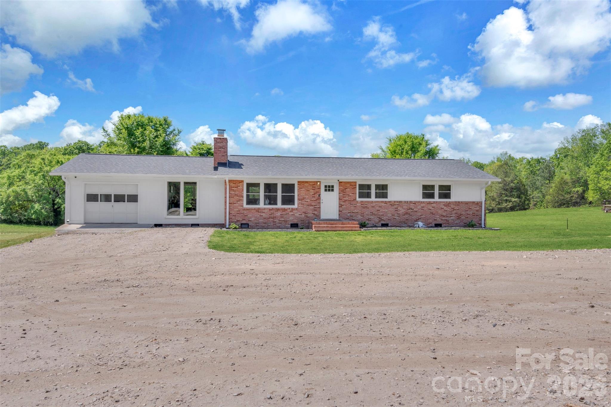 1958 Boyd Road — Blackstock