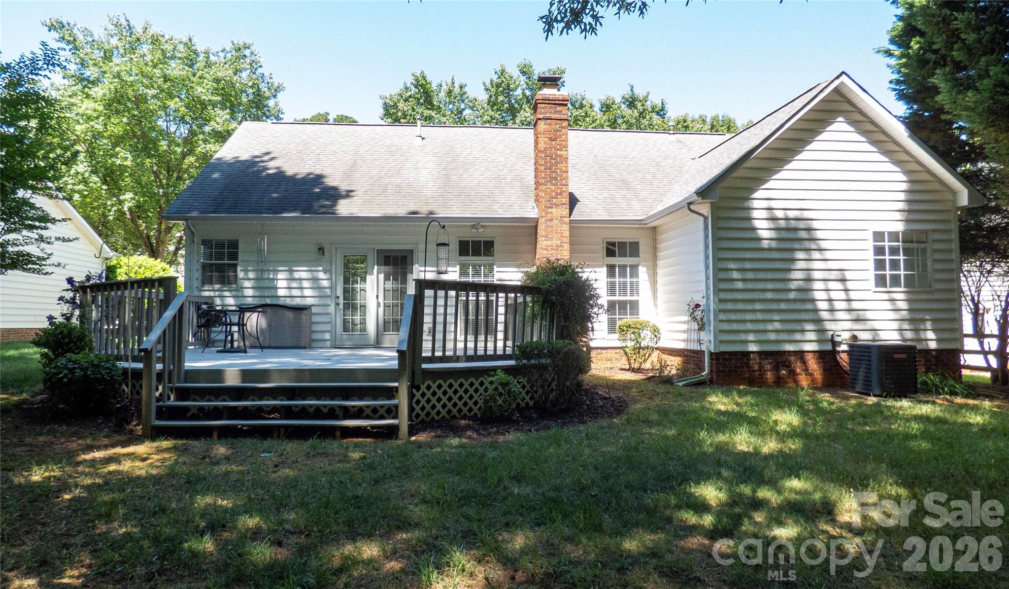 6009 Skyline Drive — Charlotte