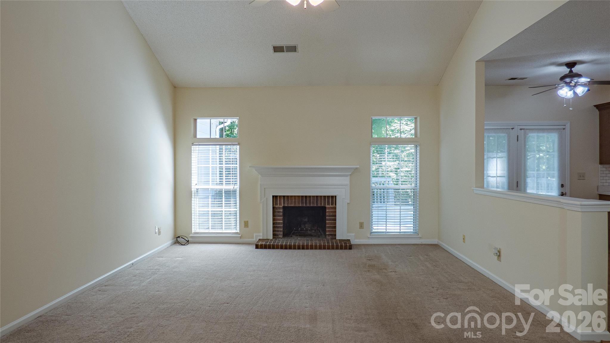 6009 Skyline Drive — Charlotte