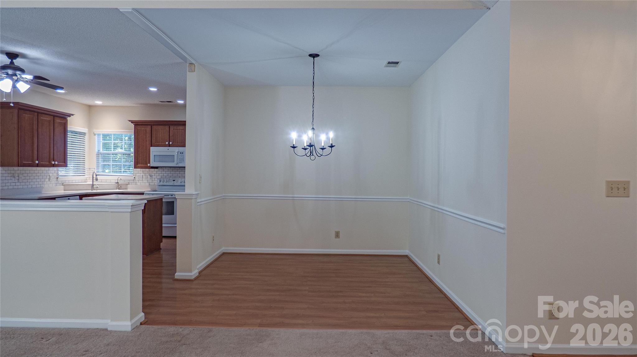 6009 Skyline Drive — Charlotte