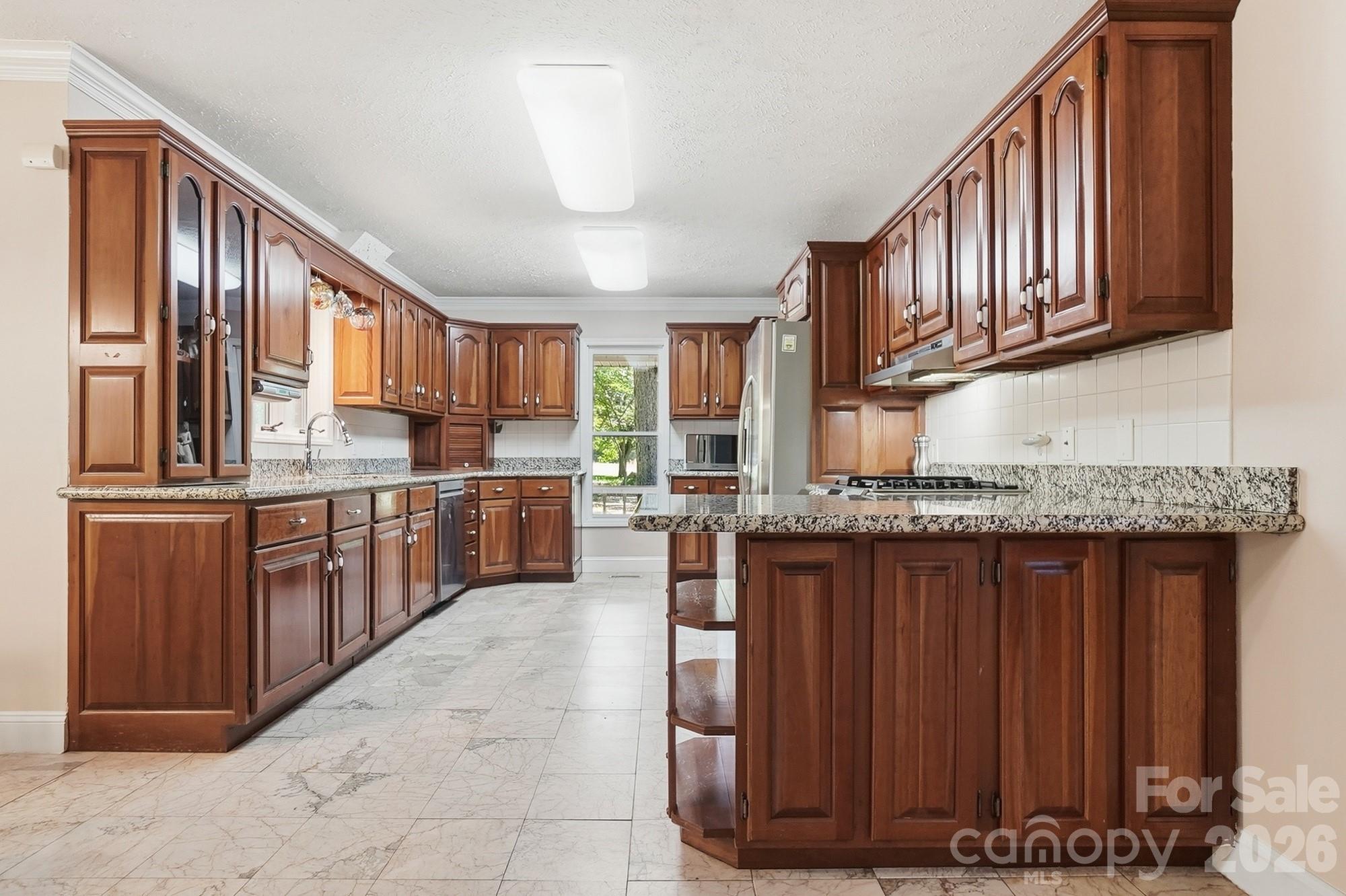 846 Windy Oaks Way — Lancaster