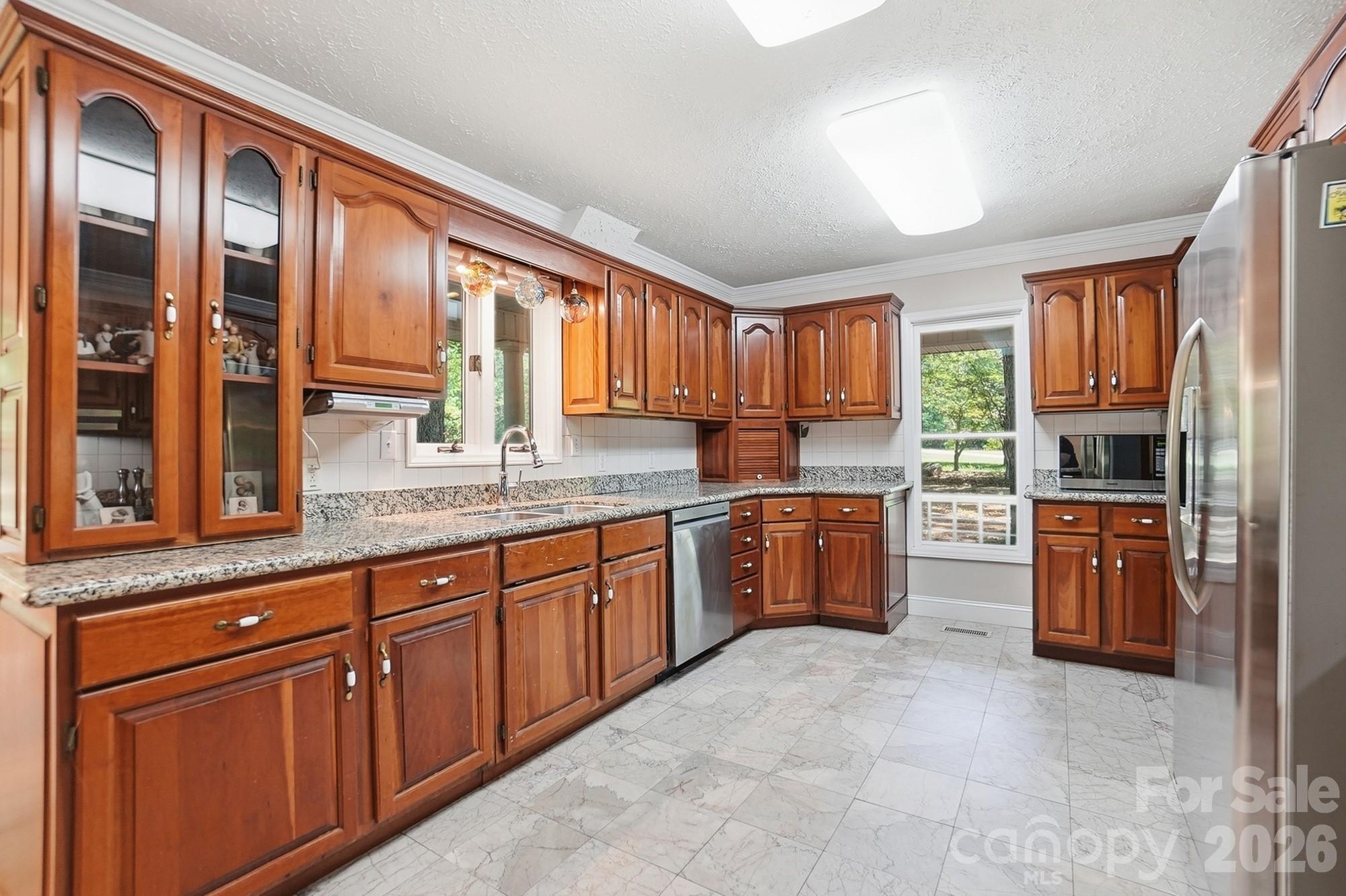 846 Windy Oaks Way — Lancaster