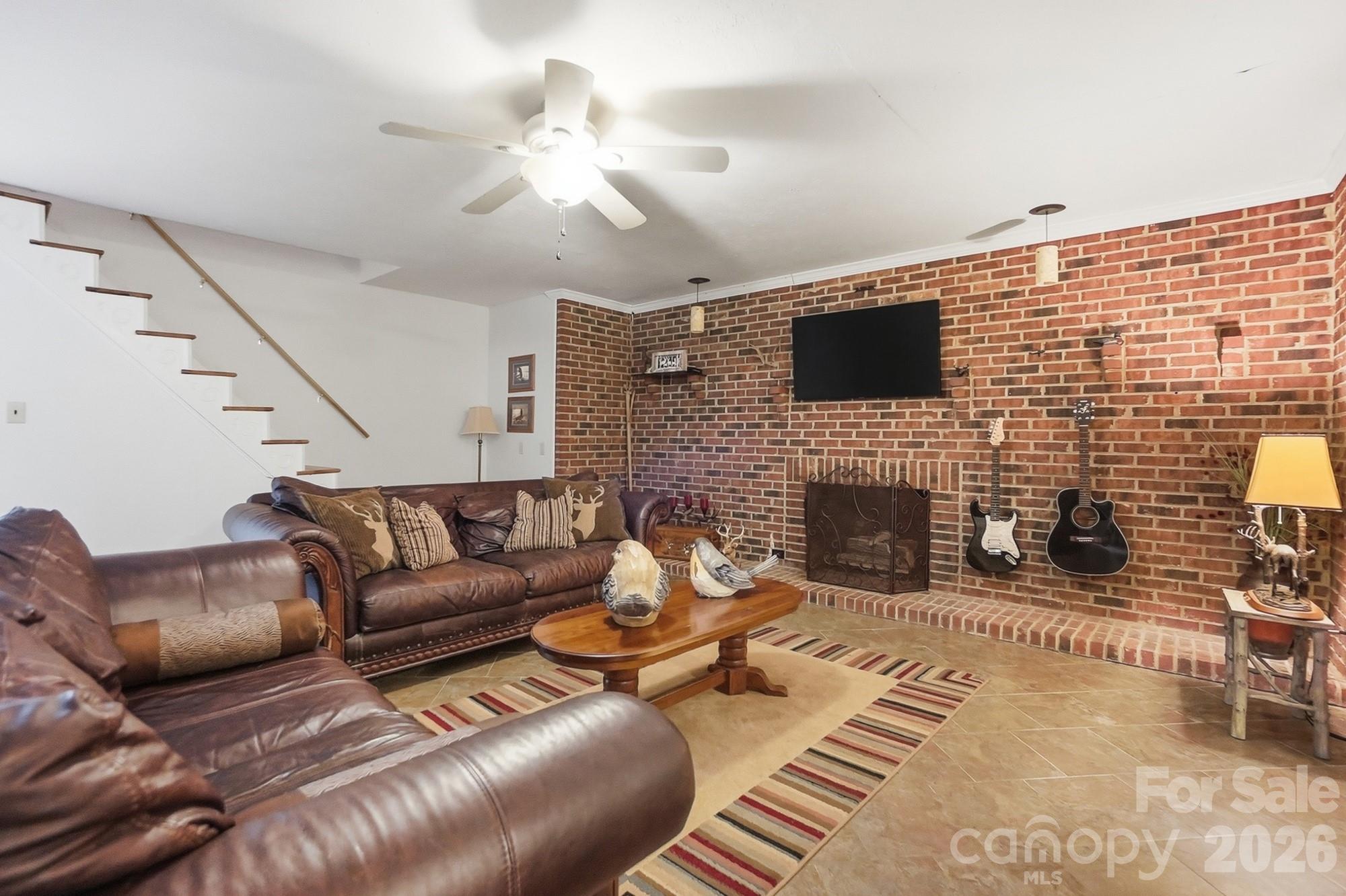 846 Windy Oaks Way — Lancaster
