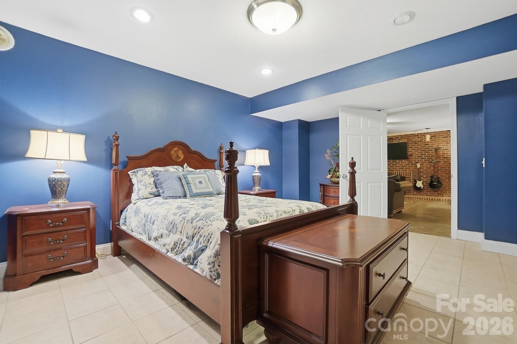 846 Windy Oaks Way — Lancaster