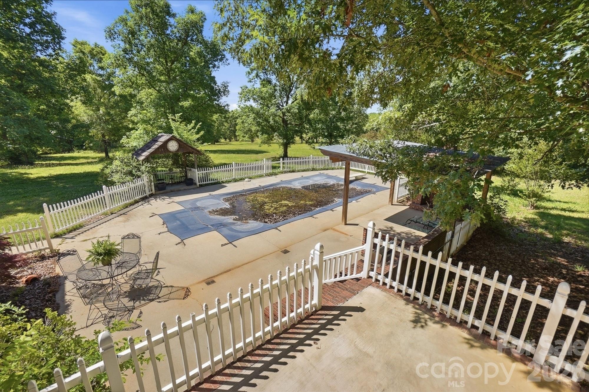 846 Windy Oaks Way — Lancaster
