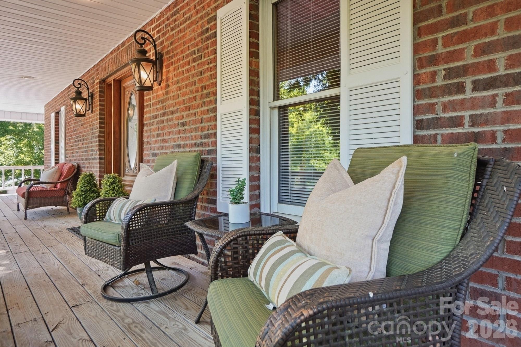 846 Windy Oaks Way — Lancaster