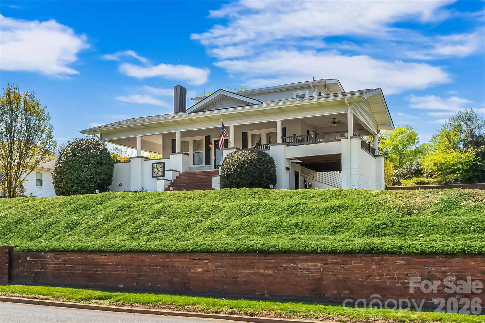 110 Burkemont Avenue — Morganton