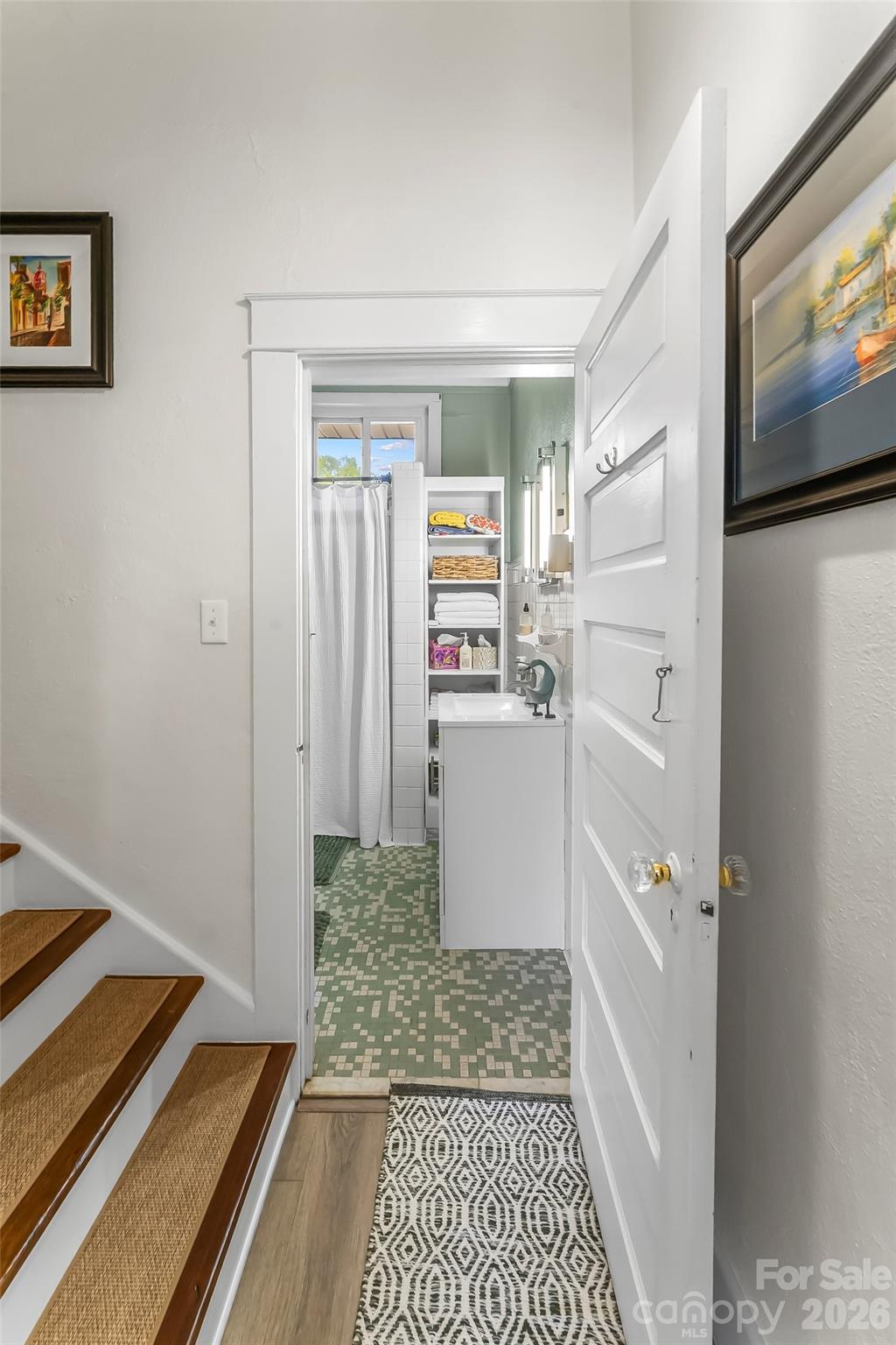 110 Burkemont Avenue — Morganton