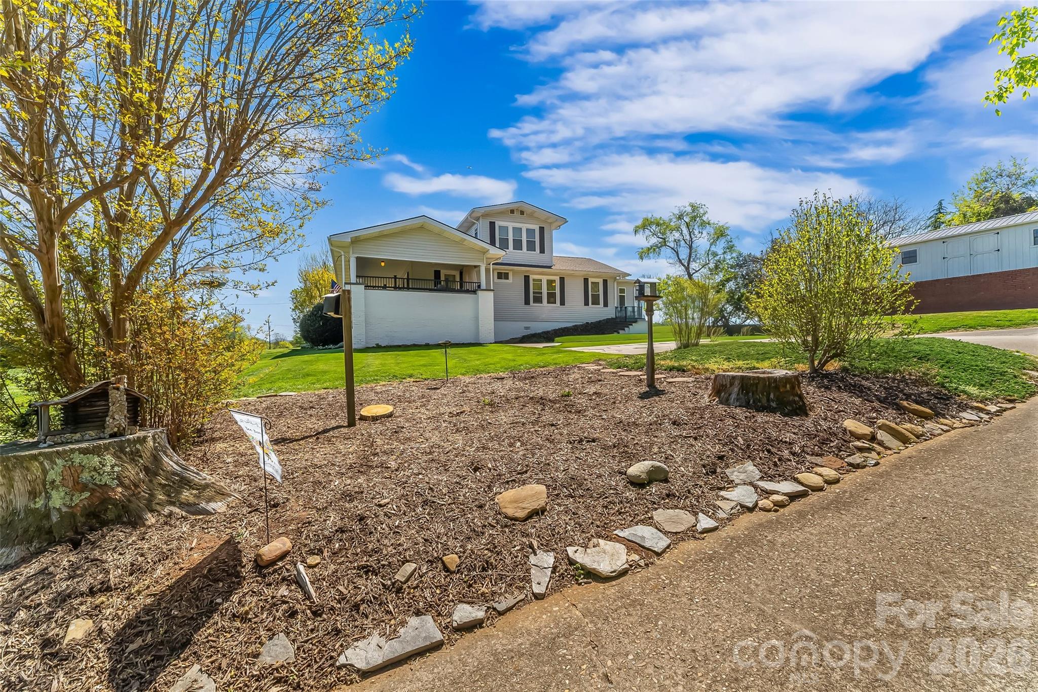 110 Burkemont Avenue — Morganton