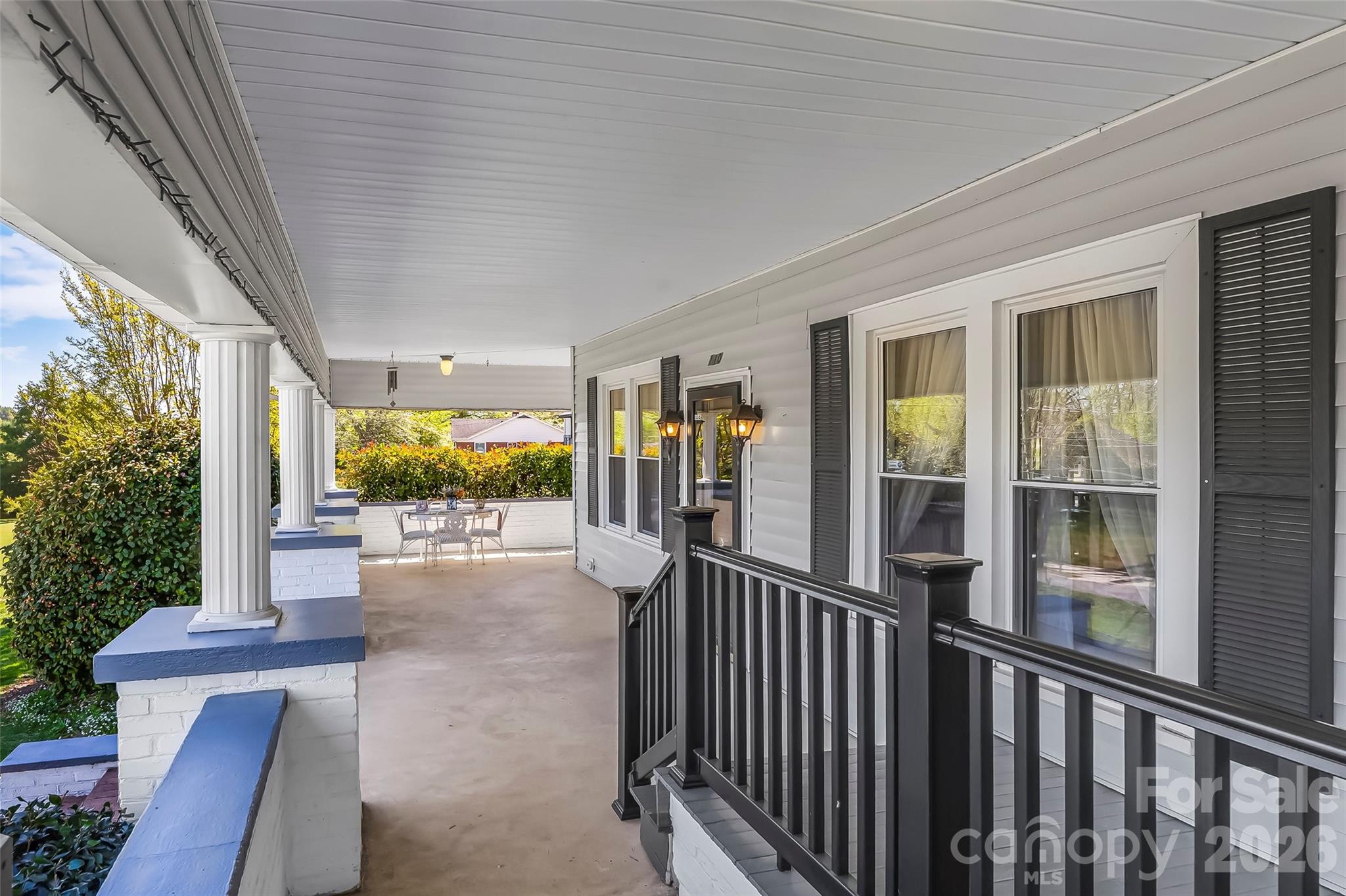 110 Burkemont Avenue — Morganton
