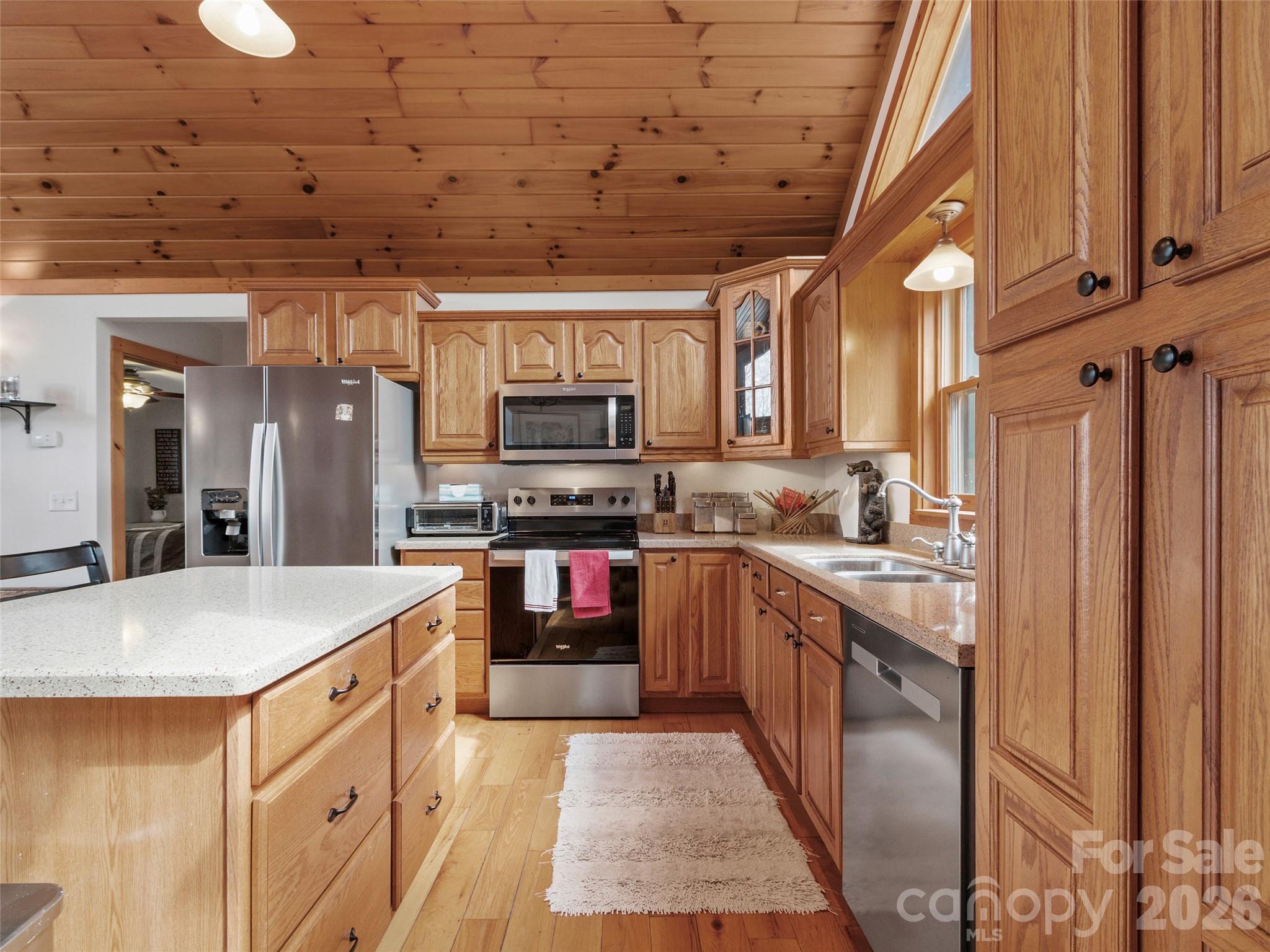 462 Little Mountain Road — Bakersville